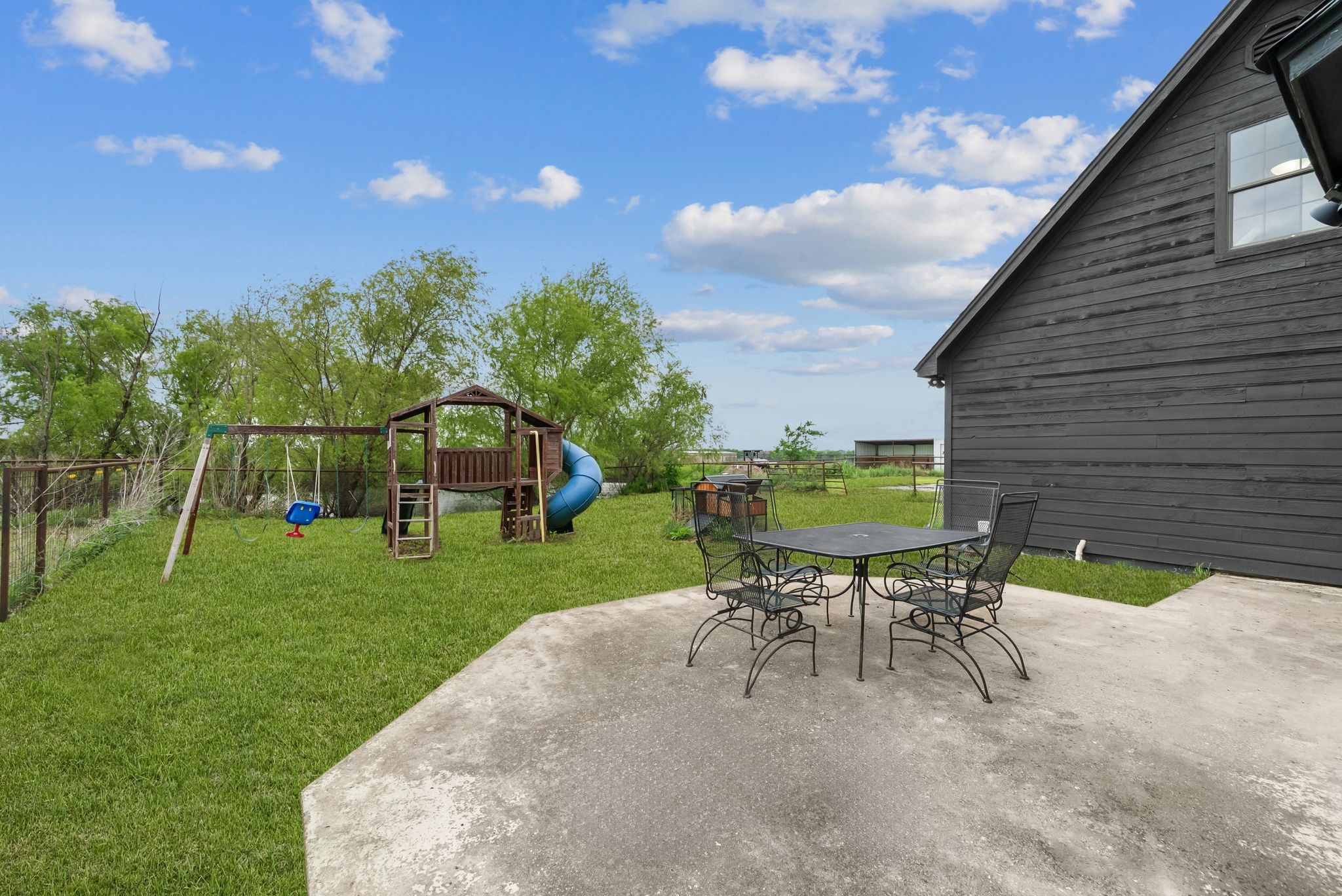 1068 Frontier Trail
