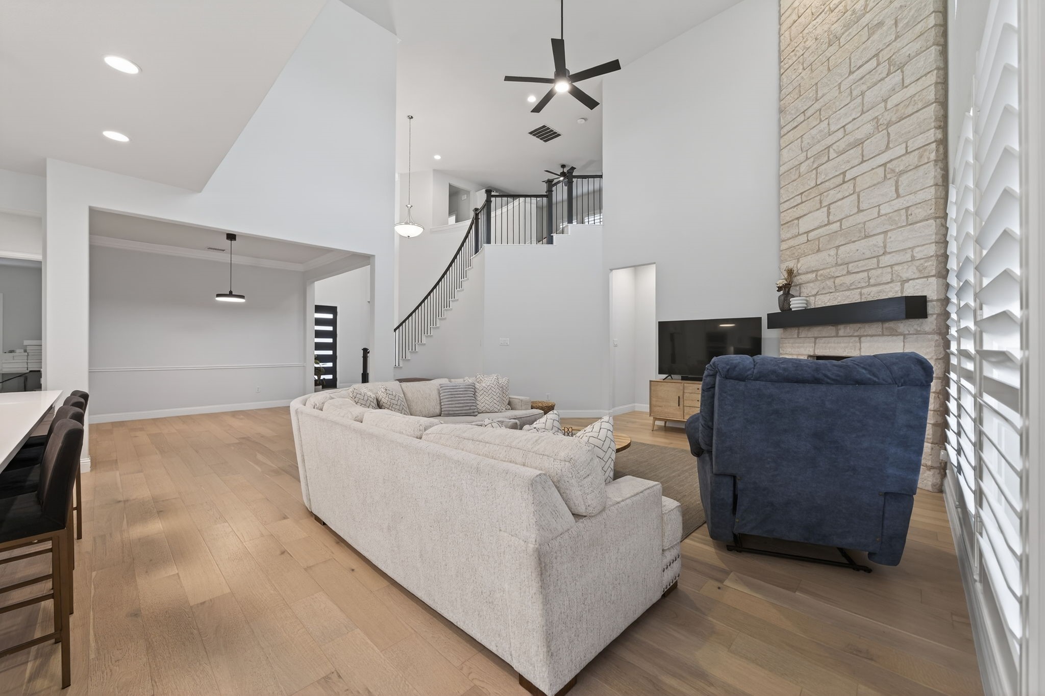2312 Topaz Drive