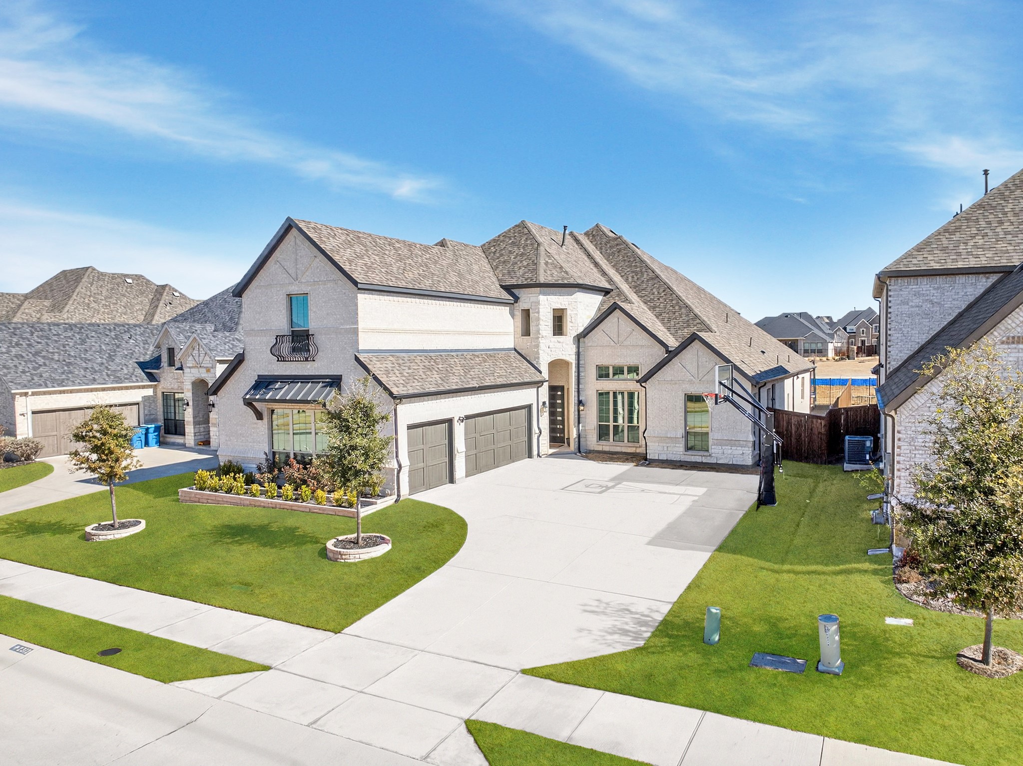 2312 Topaz Drive