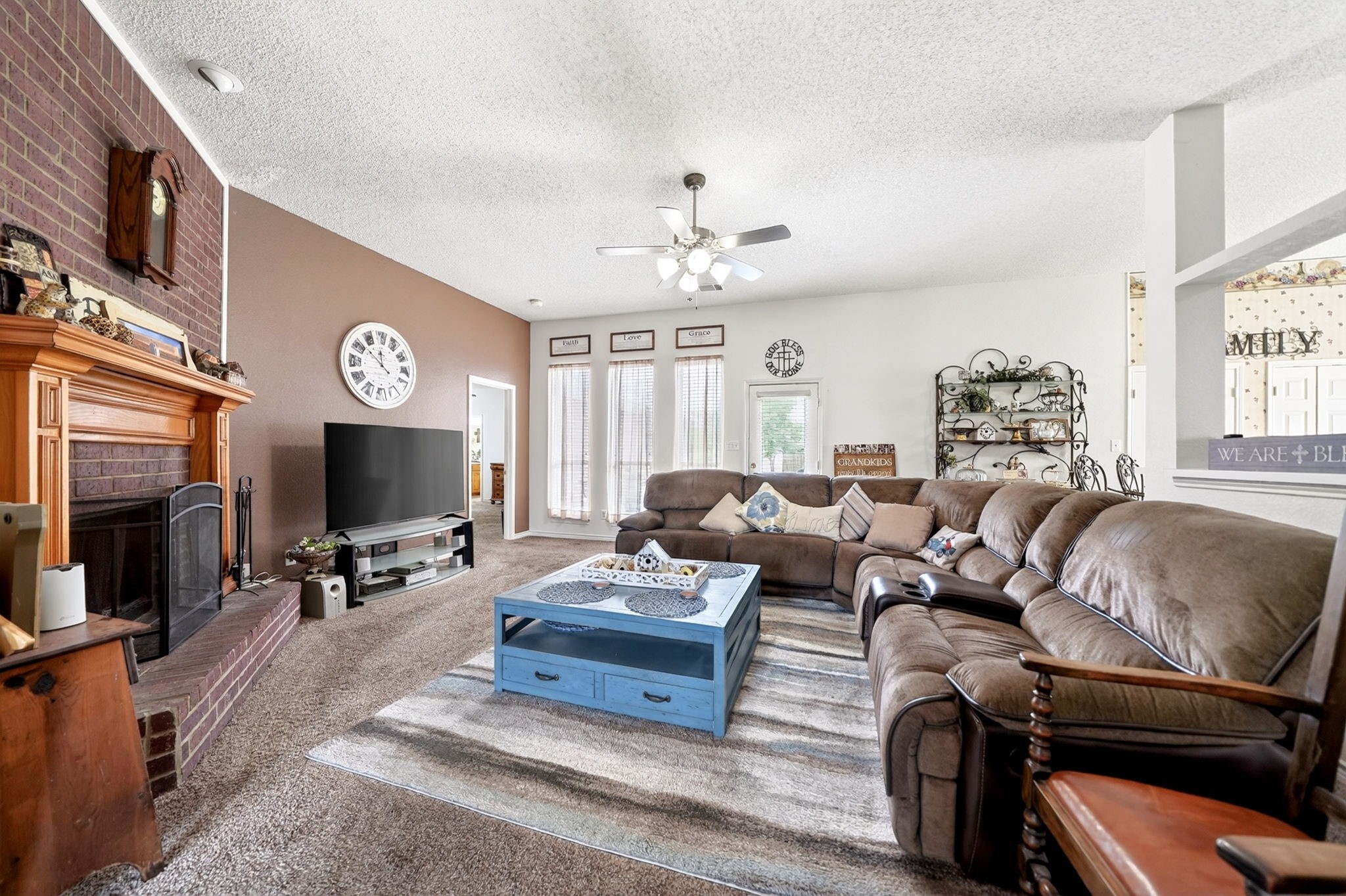 4210 Pointe Loma Drive