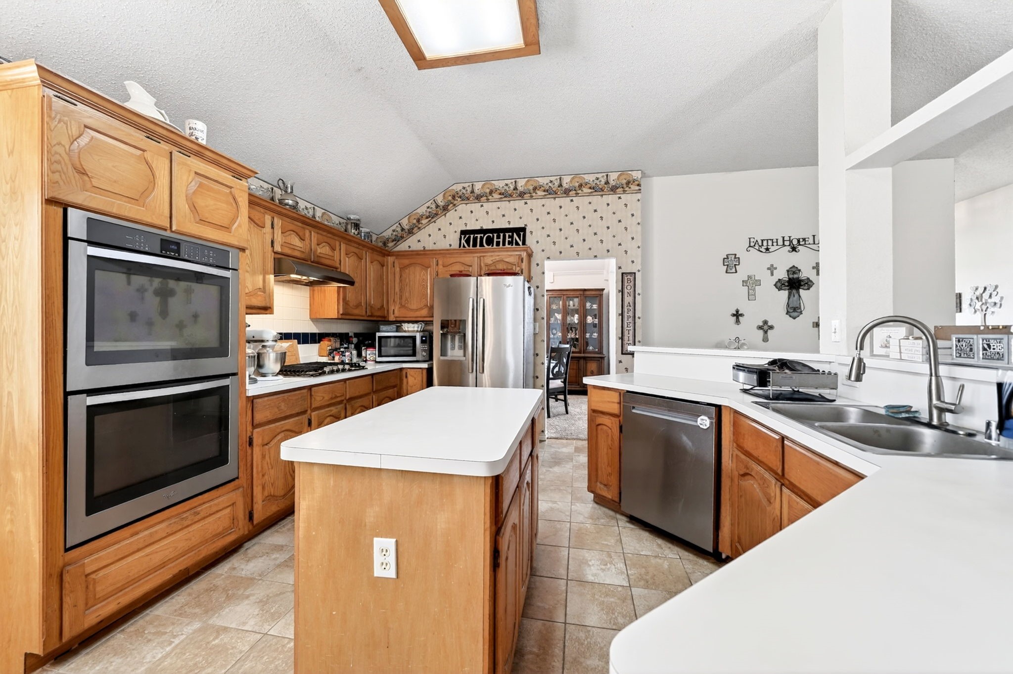 4210 Pointe Loma Drive