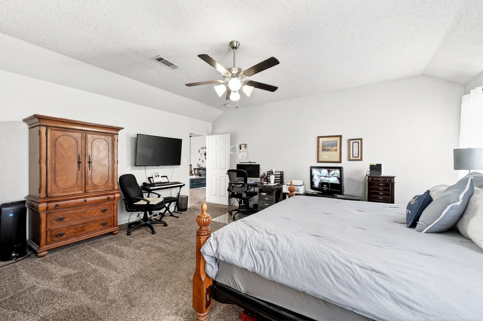 4210 Pointe Loma Drive