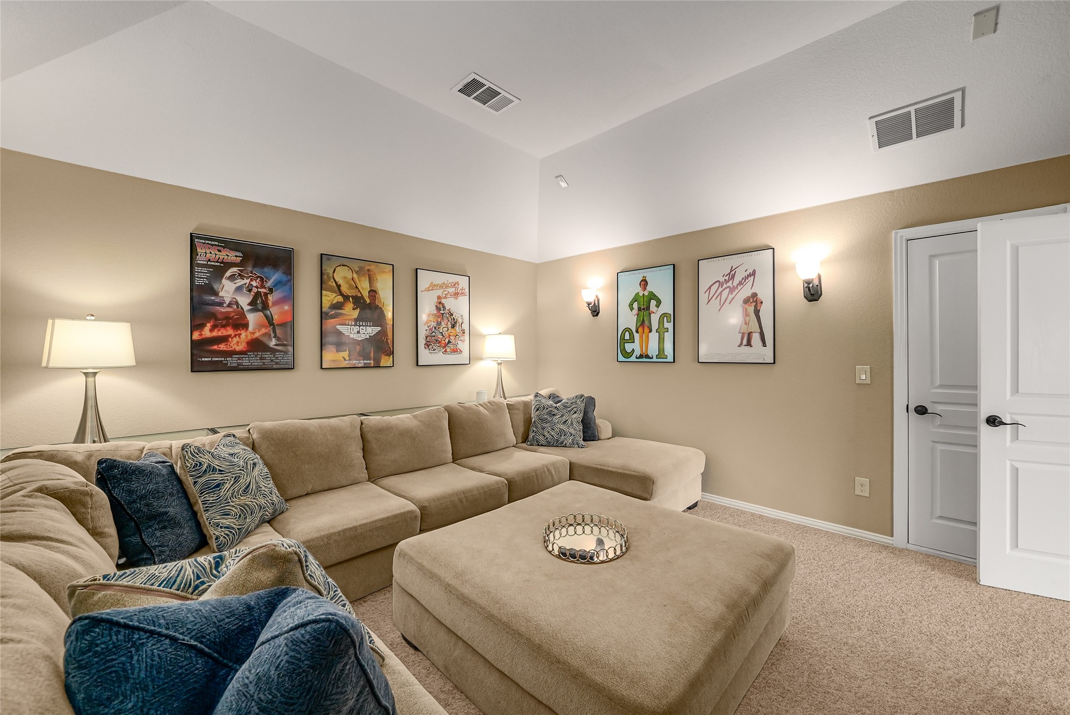 2329 Llano