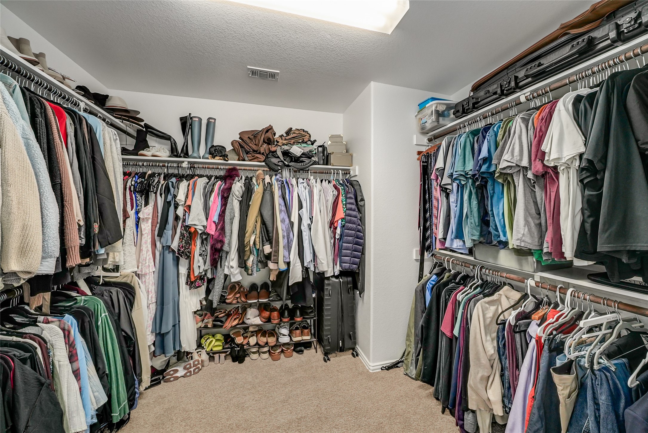 2329 Llano