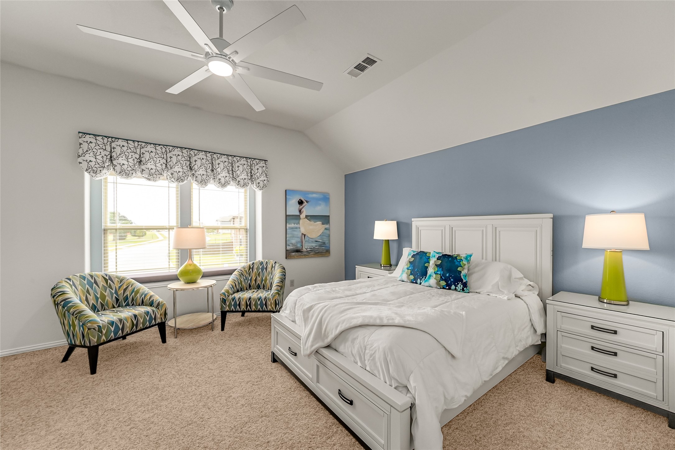 2329 Llano