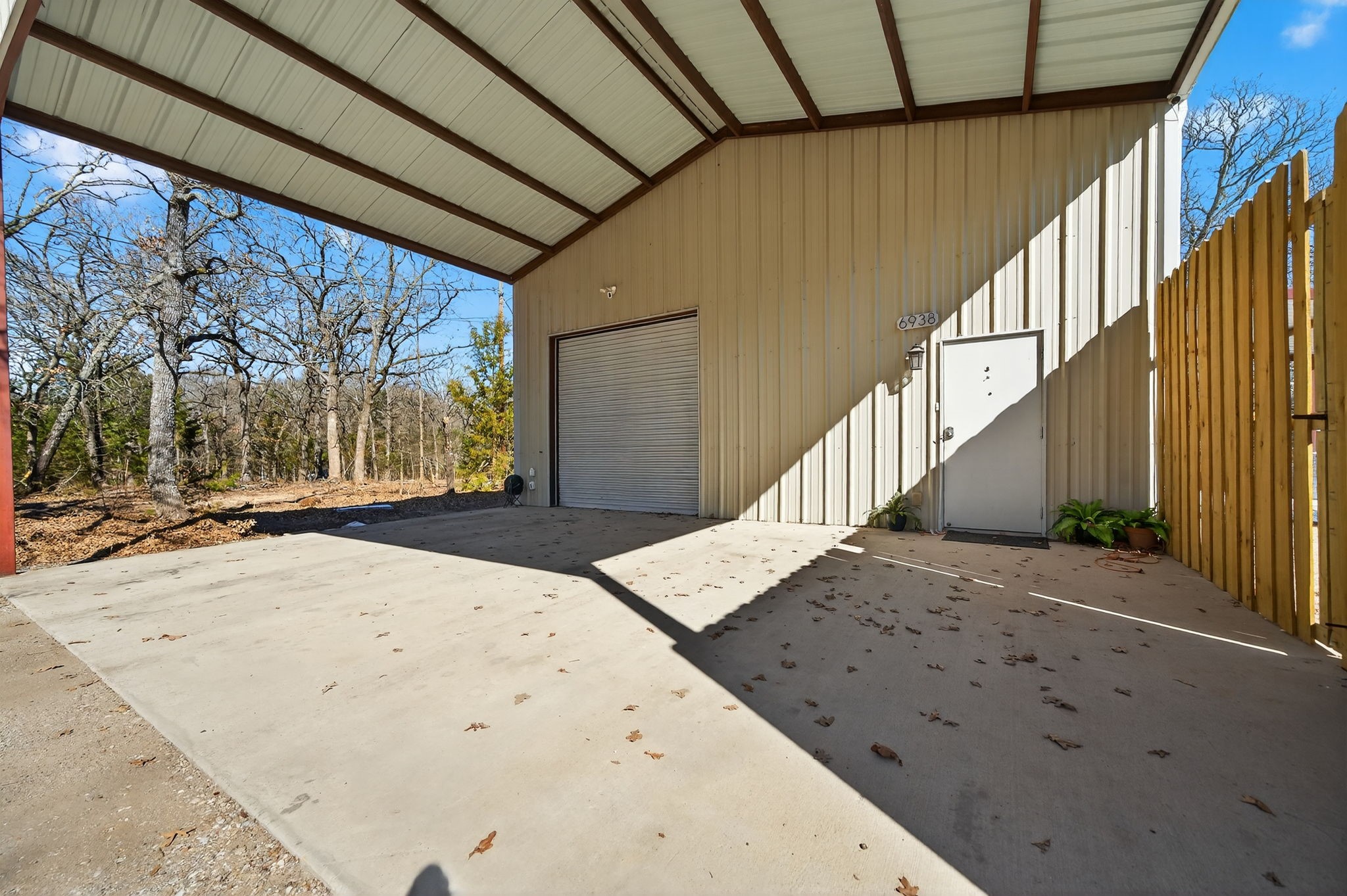 6938 County Road 3512