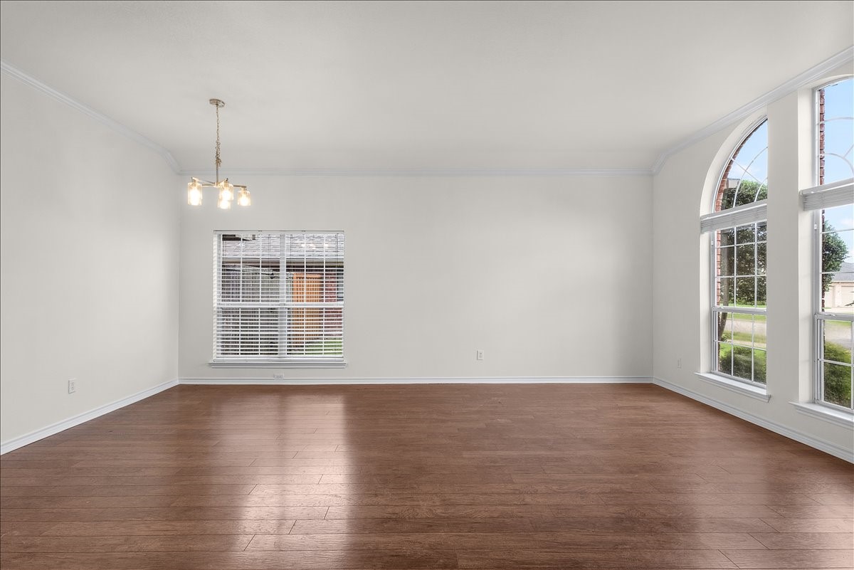 3314 Suzanne Drive