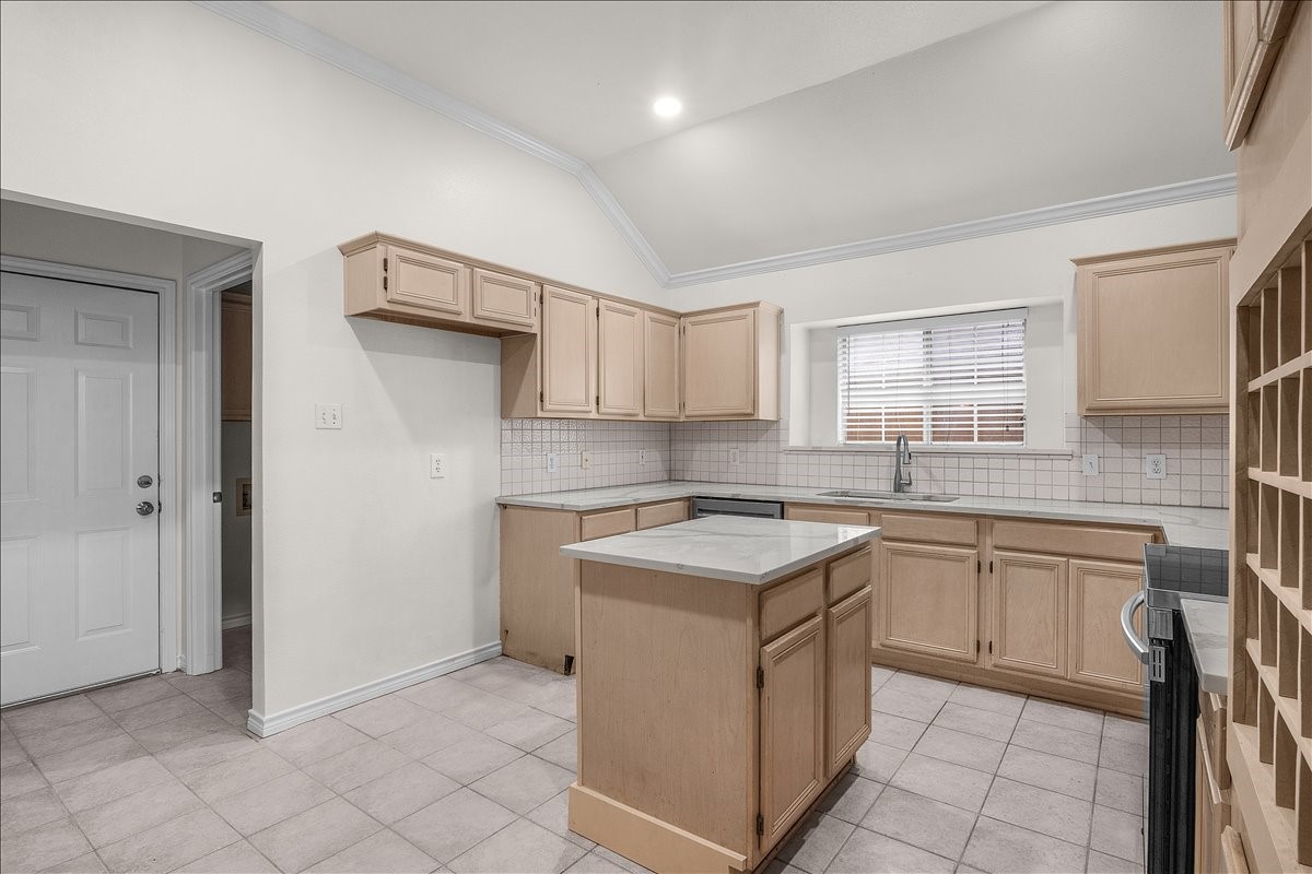 3314 Suzanne Drive