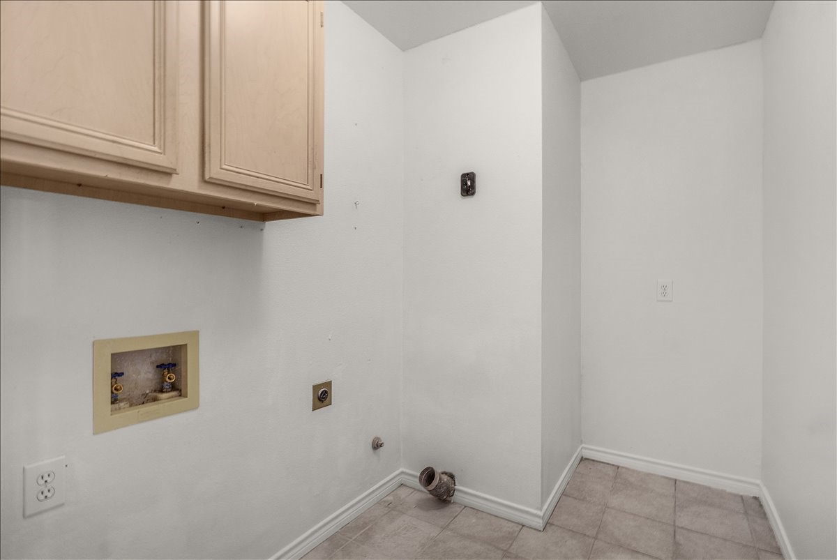 3314 Suzanne Drive