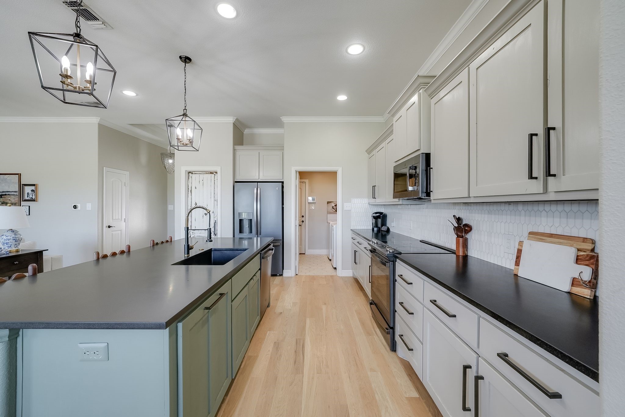 2423 County Road 2710