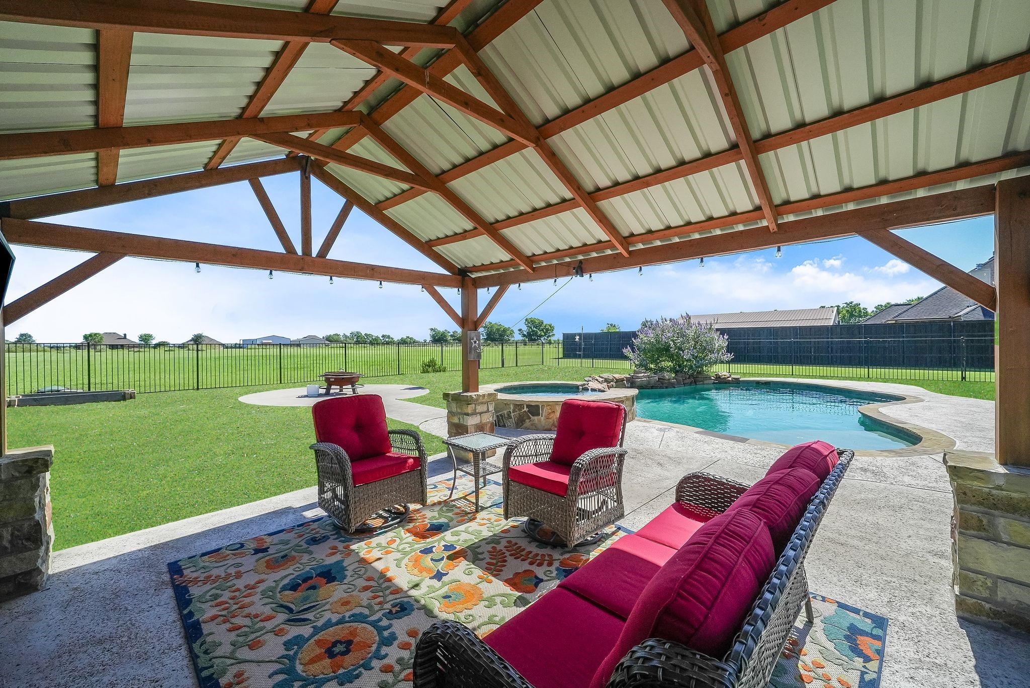 2423 County Road 2710