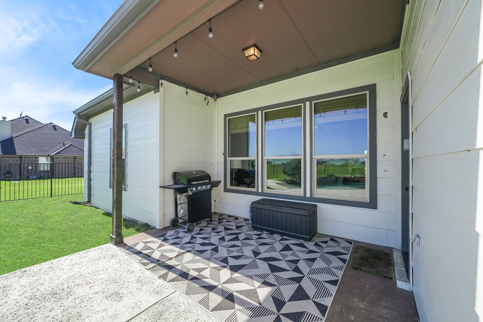 2423 County Road 2710