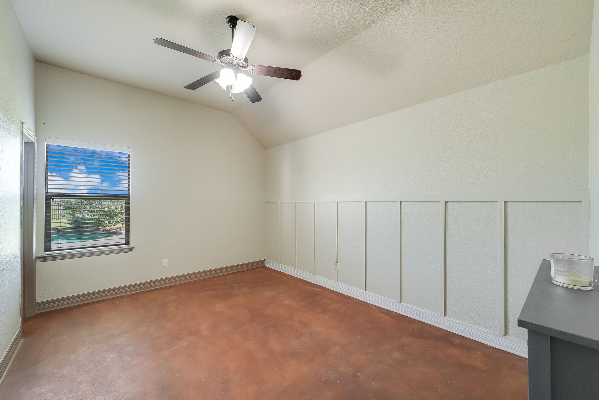 2423 County Road 2710