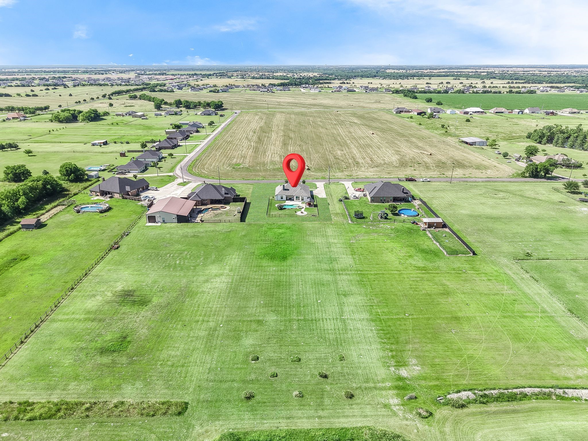 2423 County Road 2710