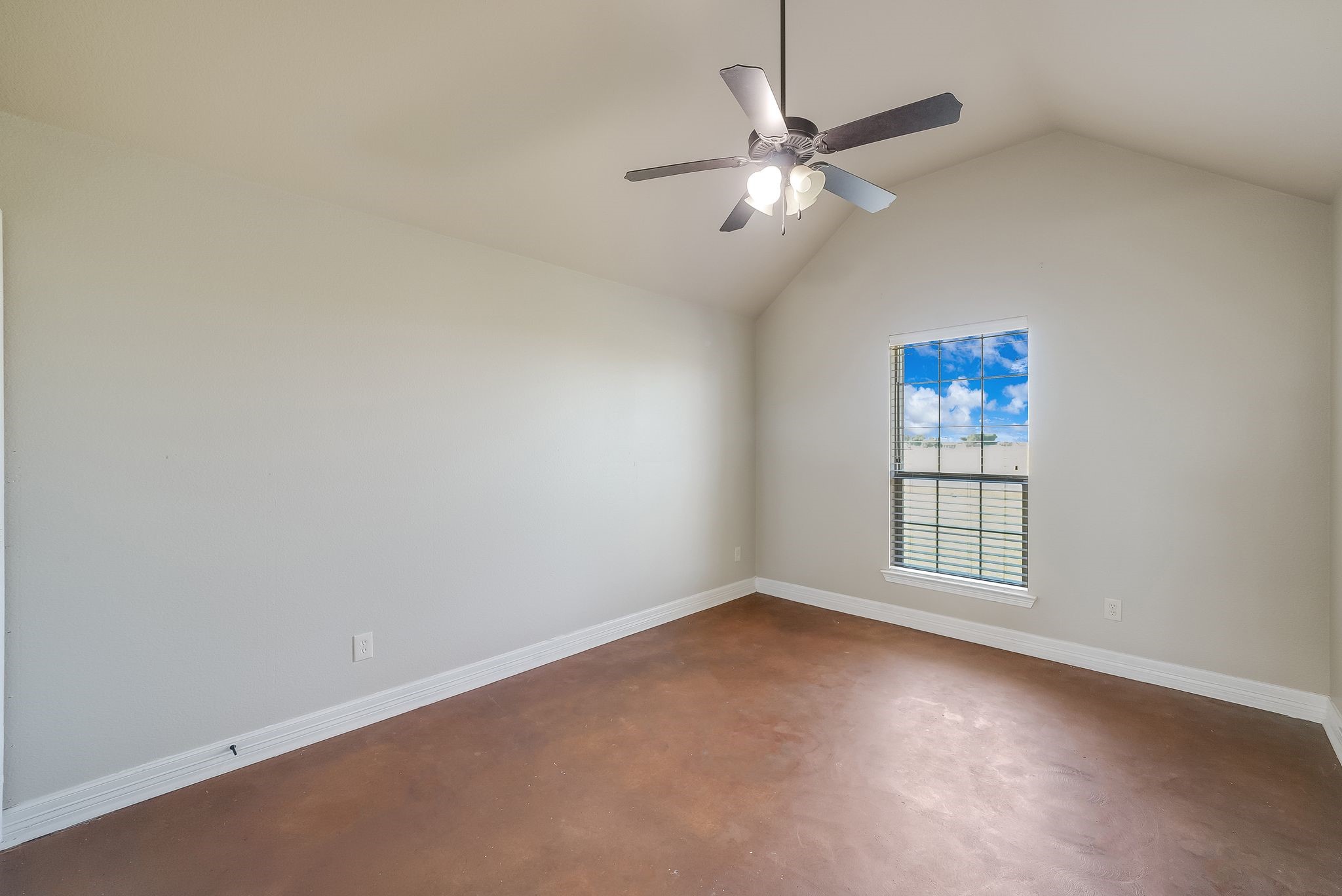 2423 County Road 2710