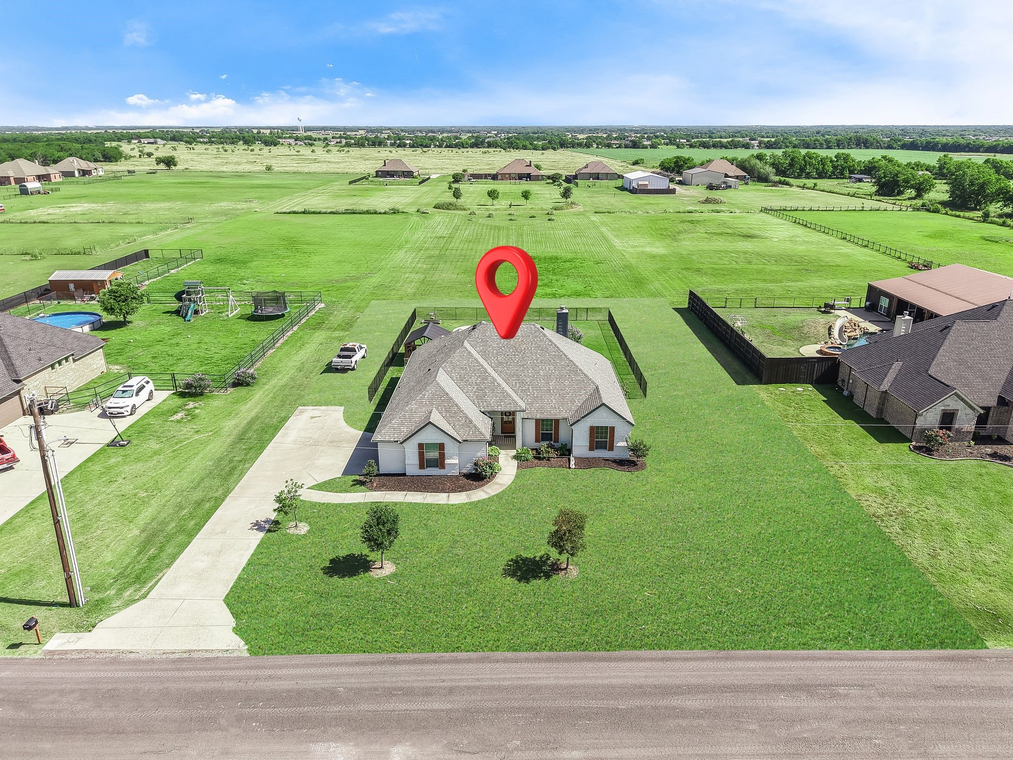 2423 County Road 2710