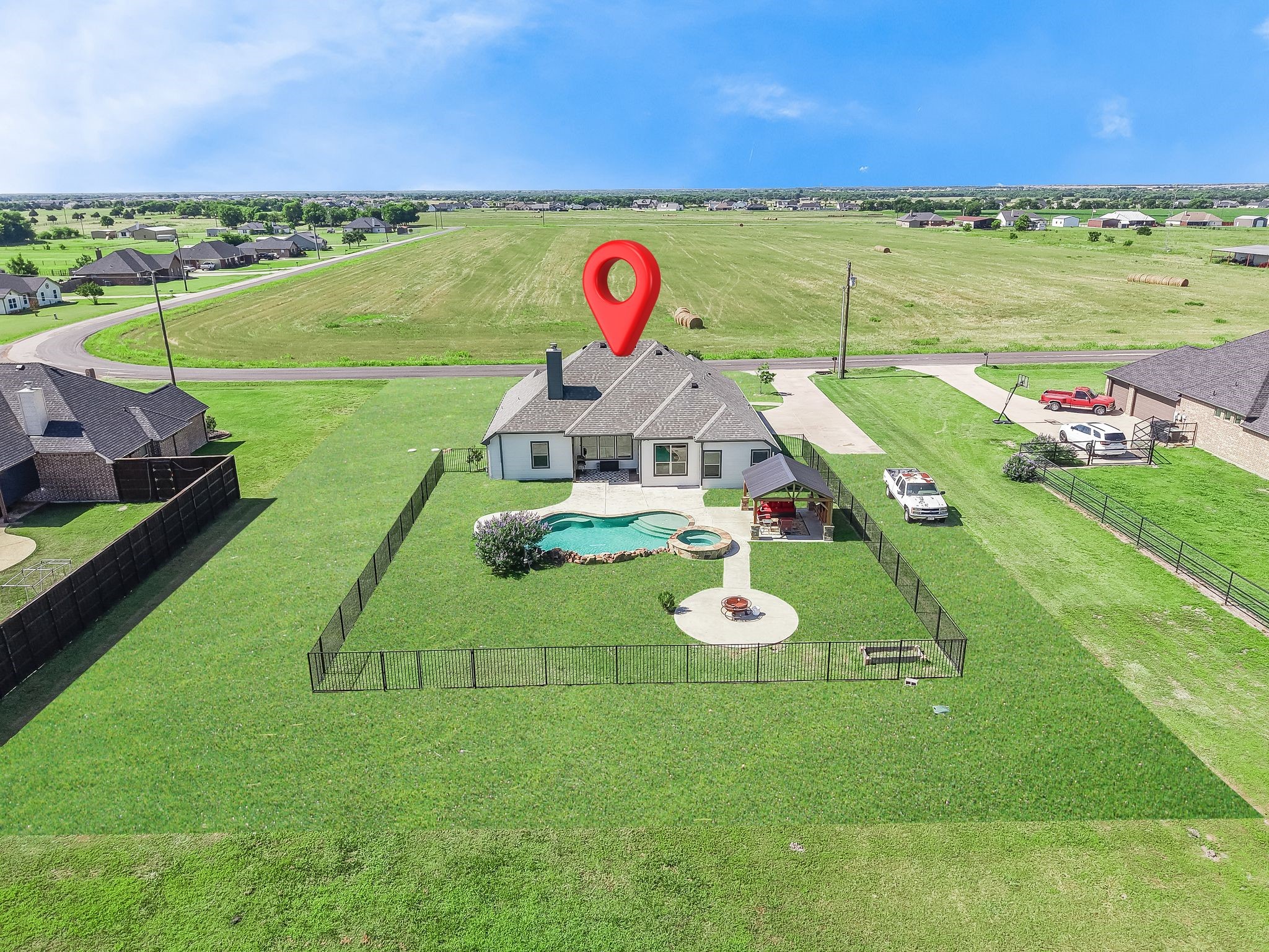 2423 County Road 2710