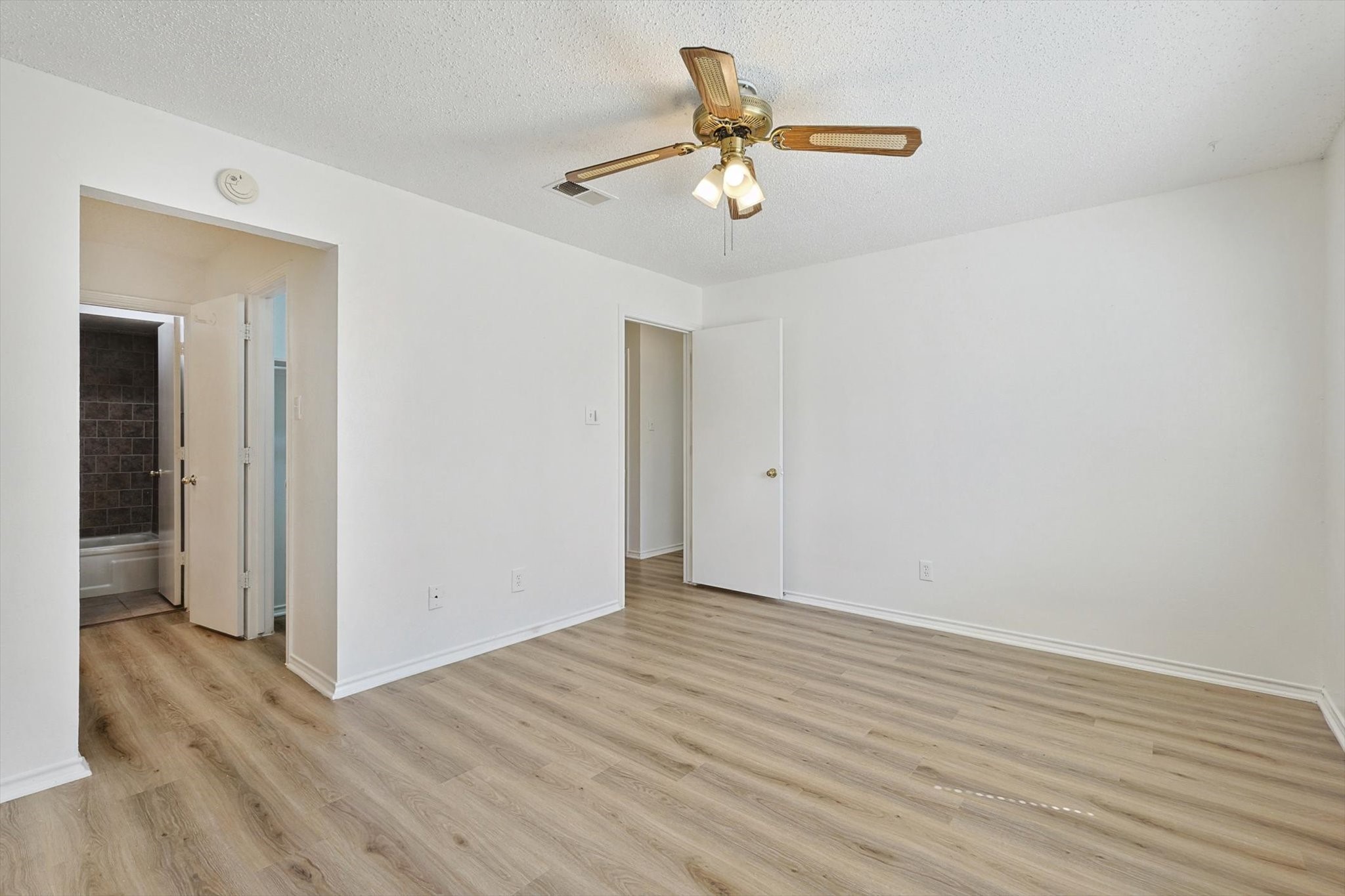 5137 Shoregate Drive