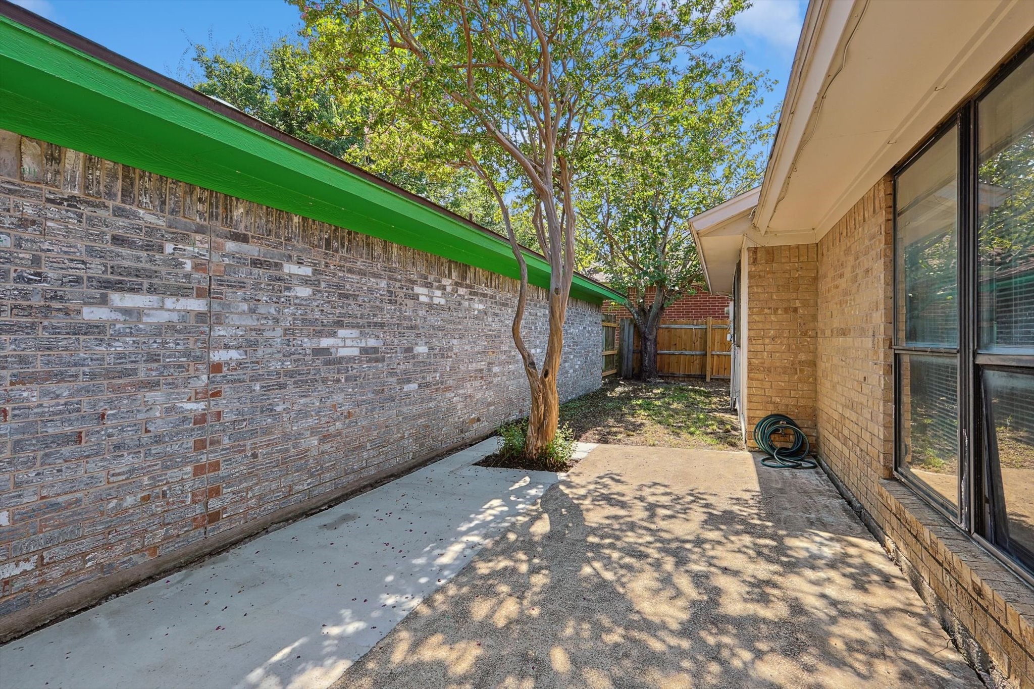 5137 Shoregate Drive