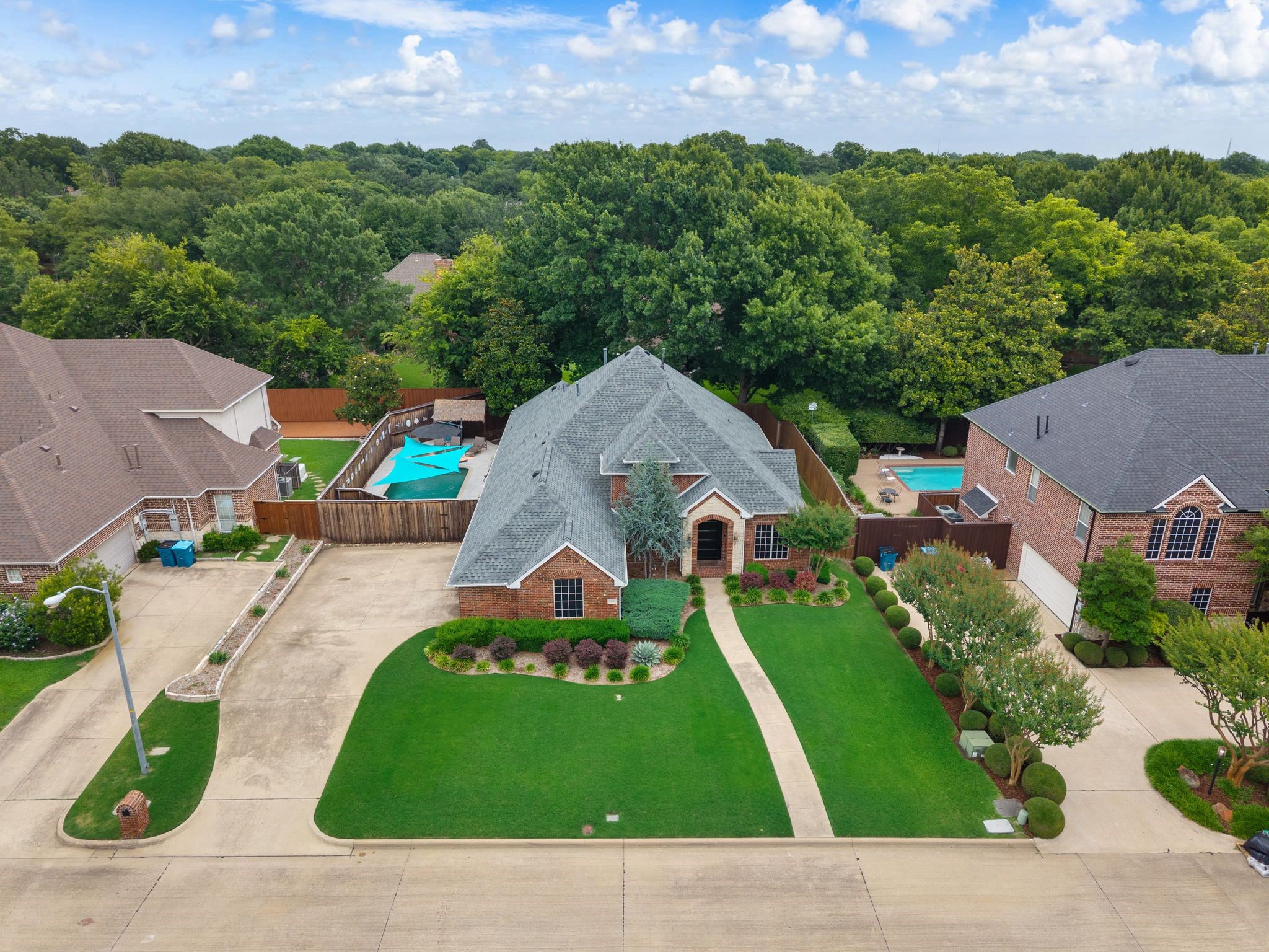 1910 Skipaway Drive