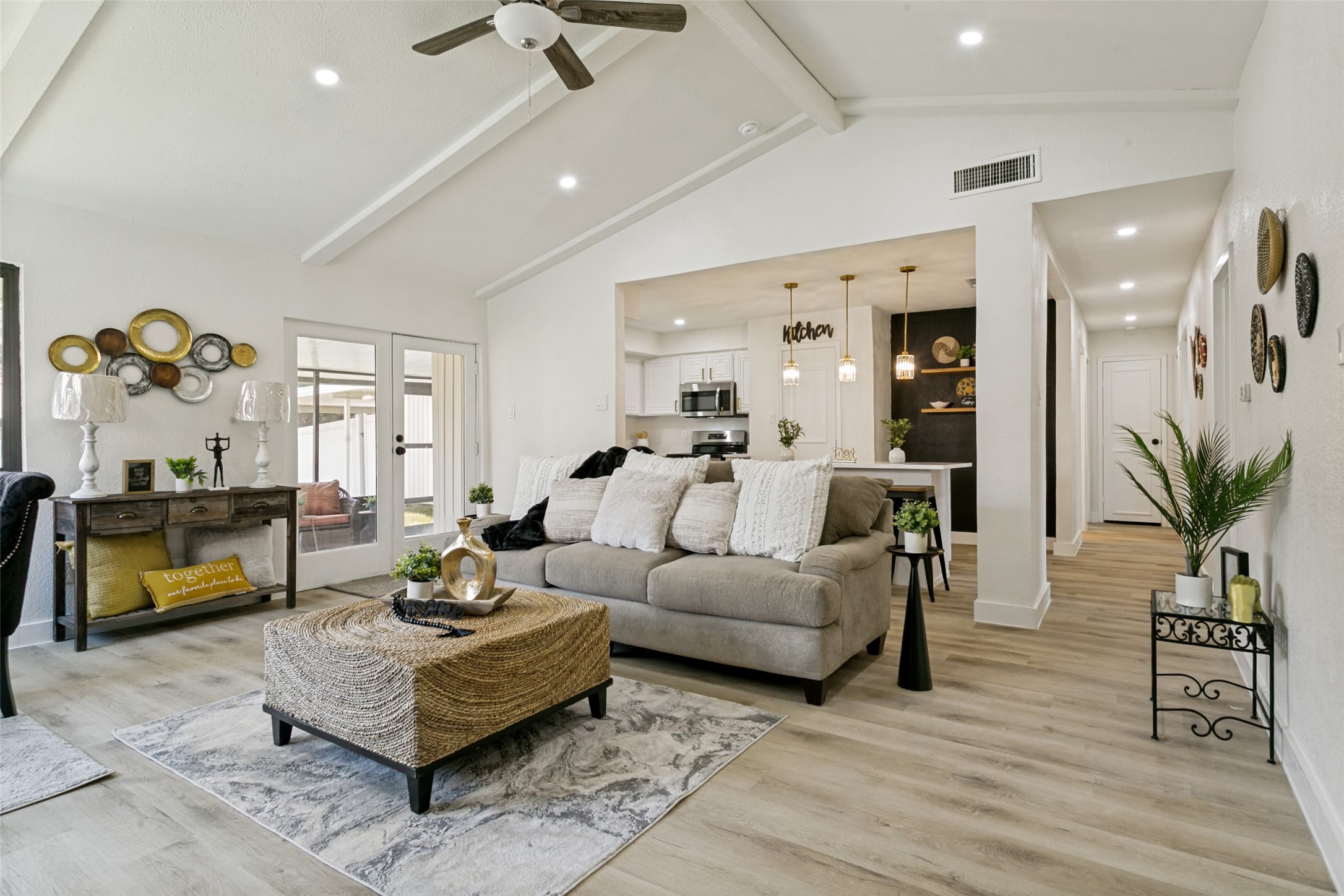 1214 Valencia Lane