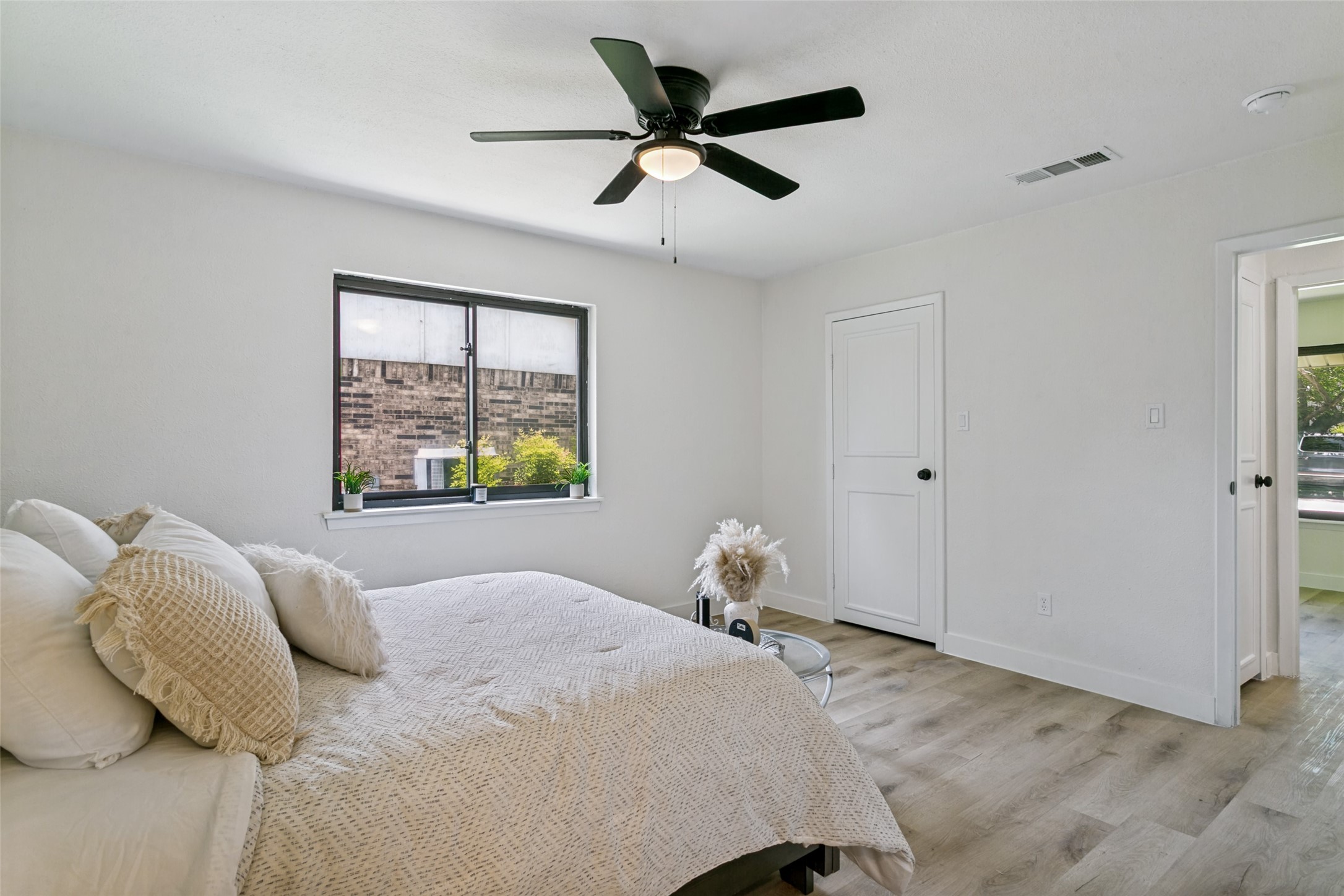 1214 Valencia Lane