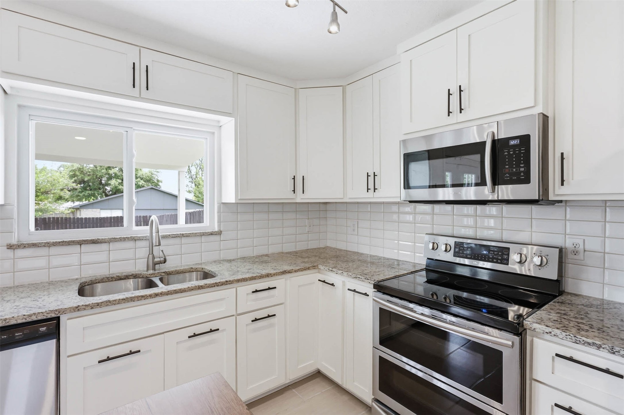 3122 Furneaux Lane