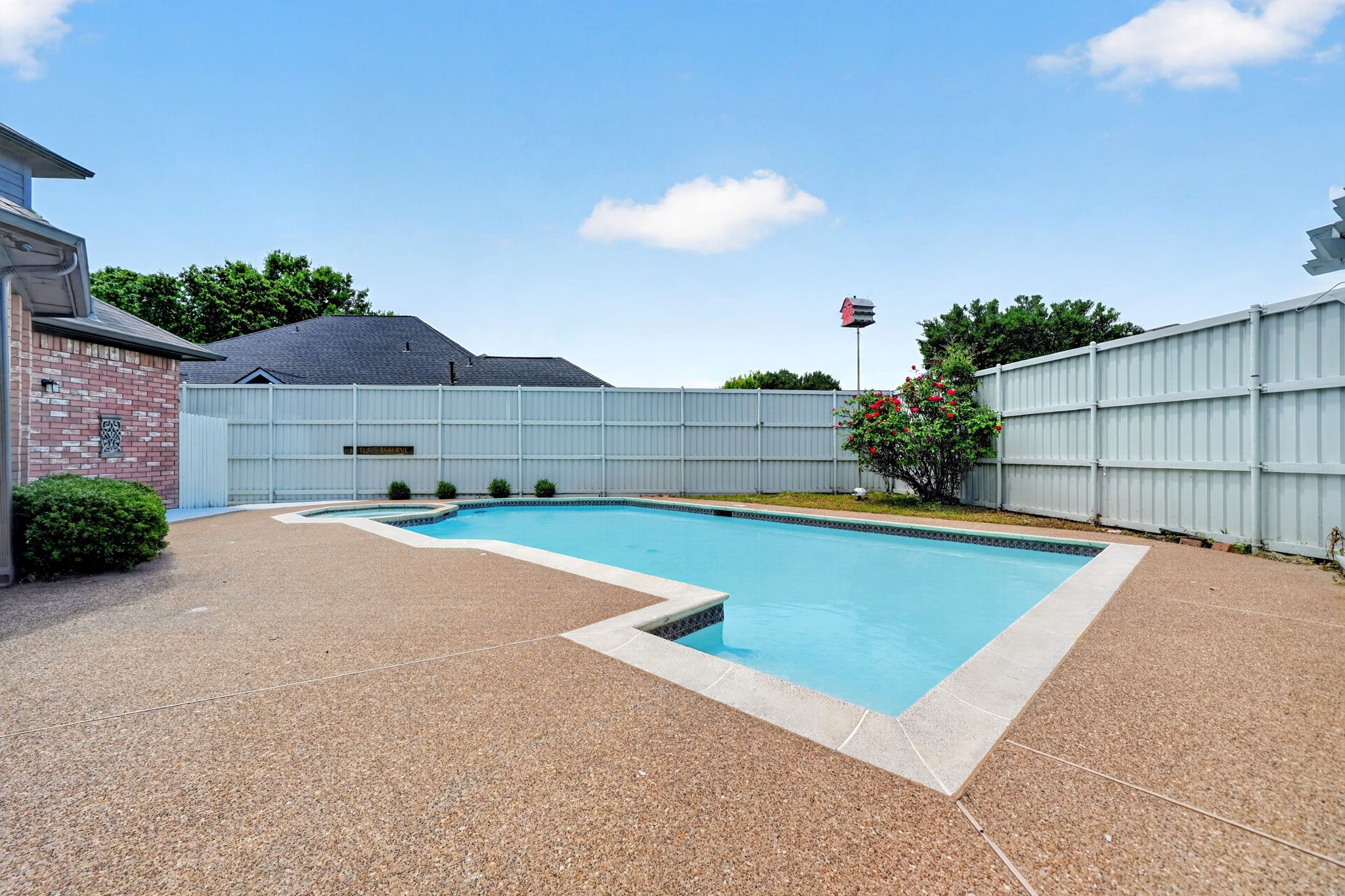 4509 Scenic Drive