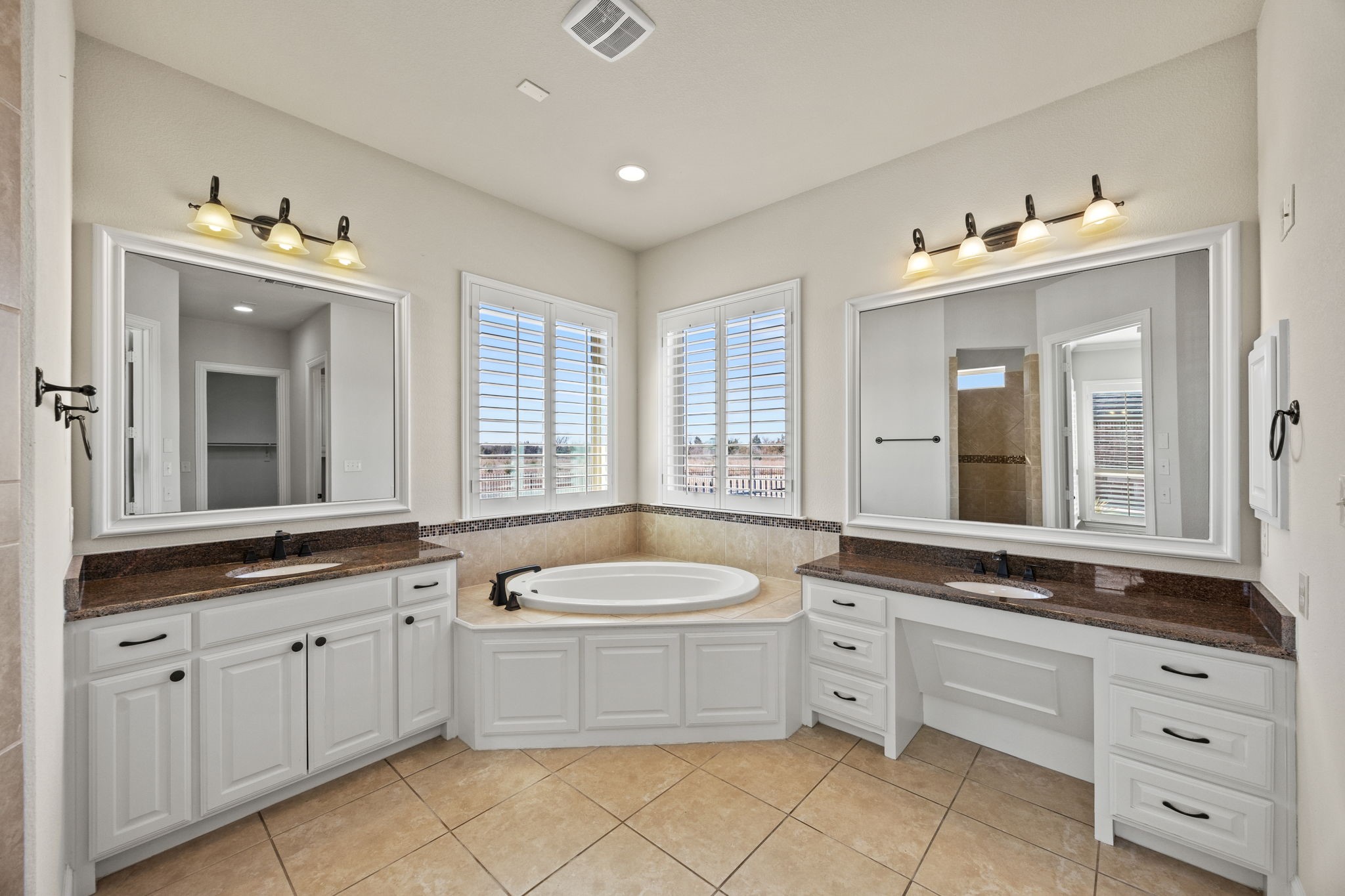 800 Yasmin Court
