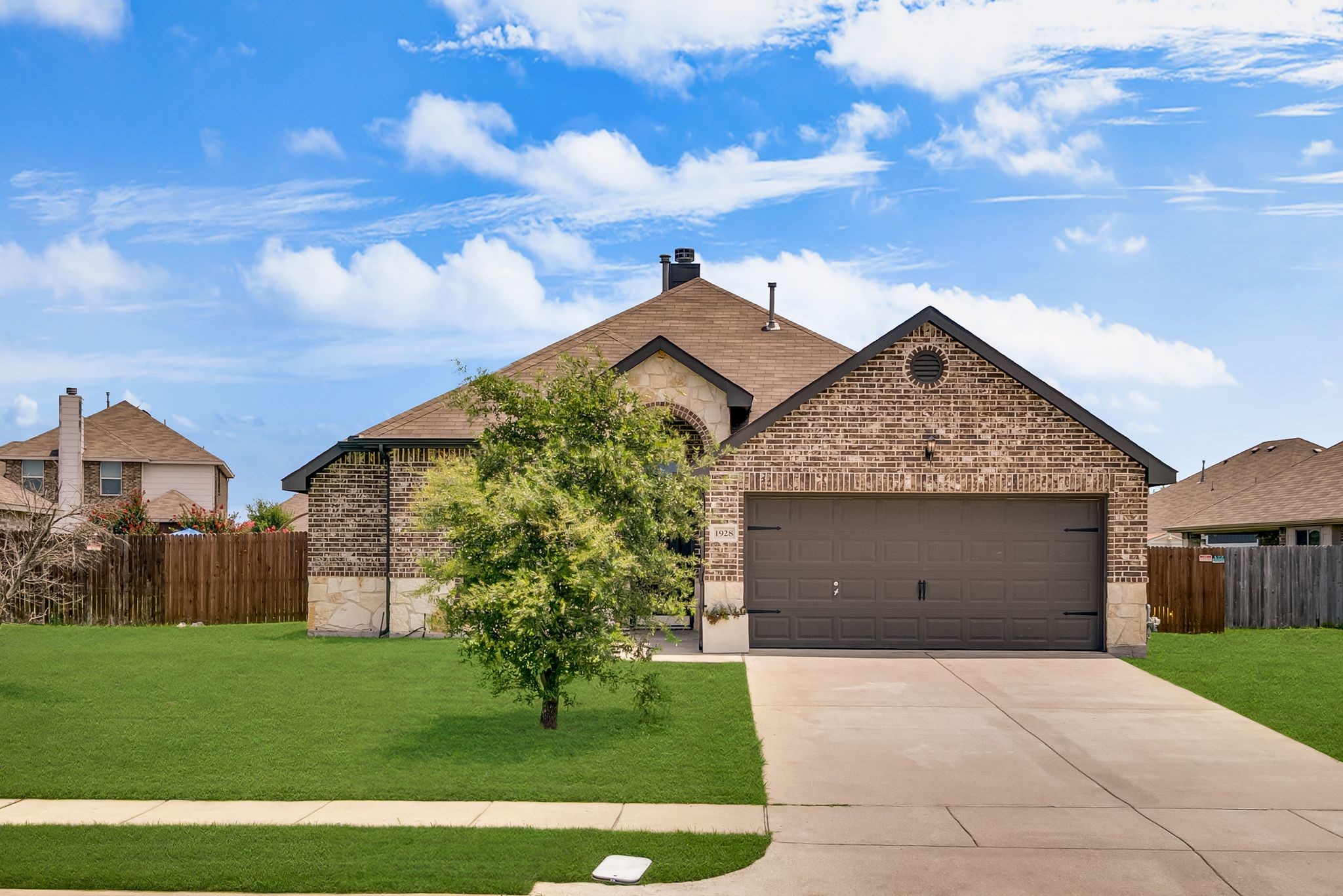 1928 Glen Meadow Drive