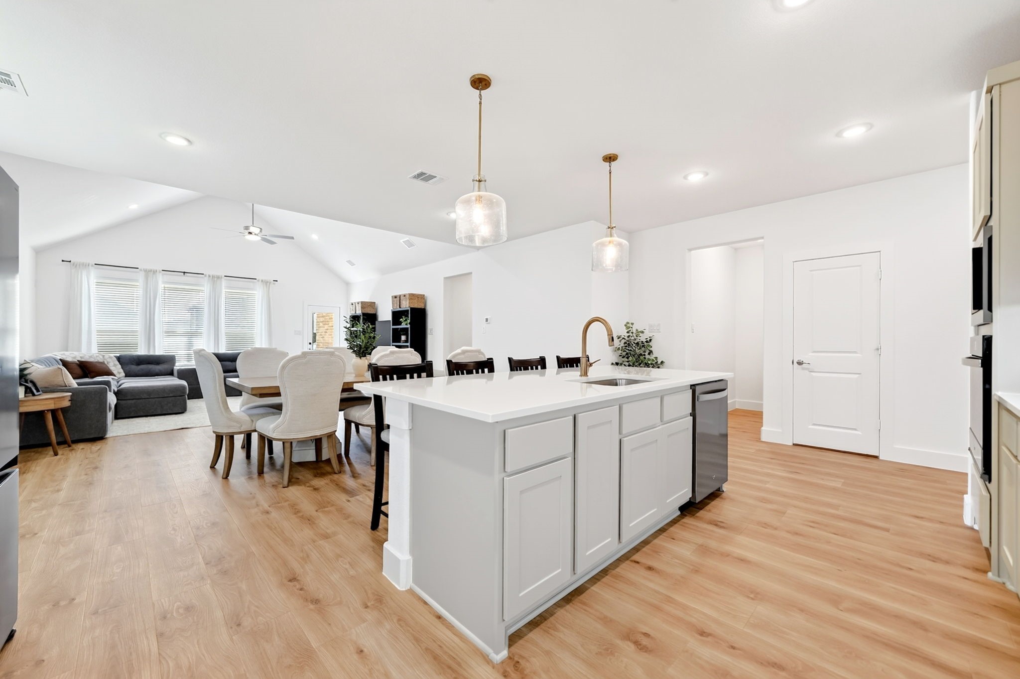 2196 Jonata Street