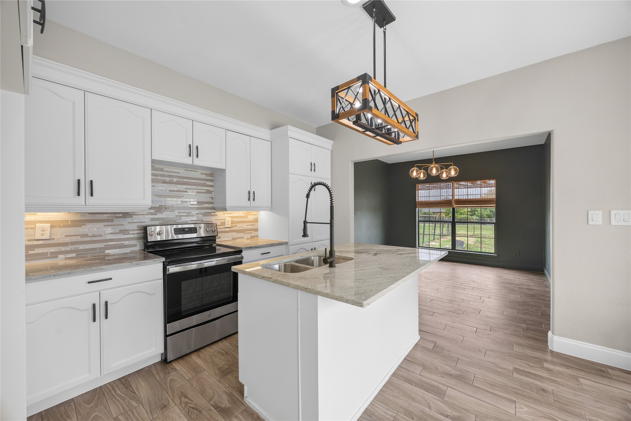 1068 Frontier Trail