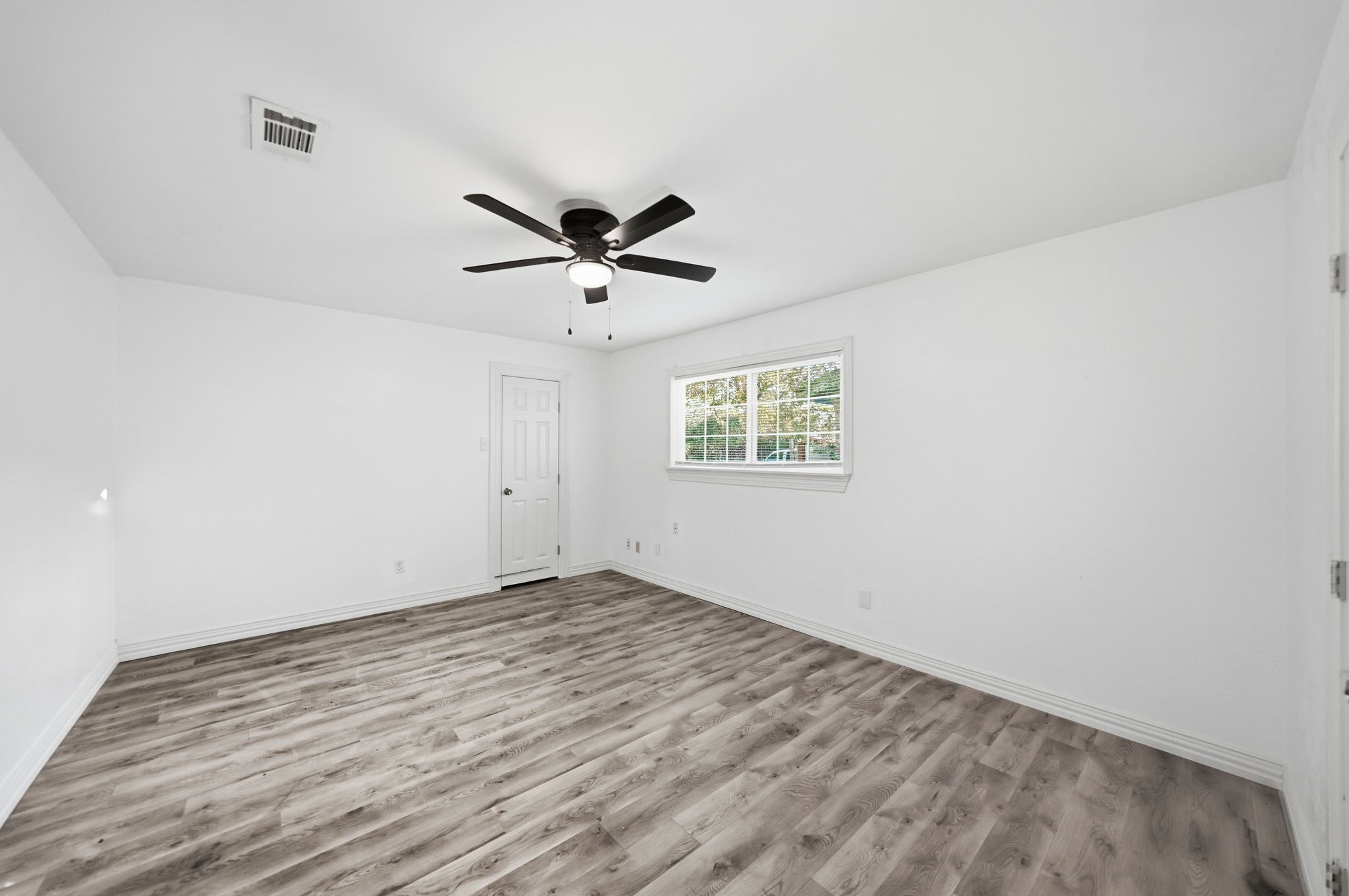 10124 Shayna Drive