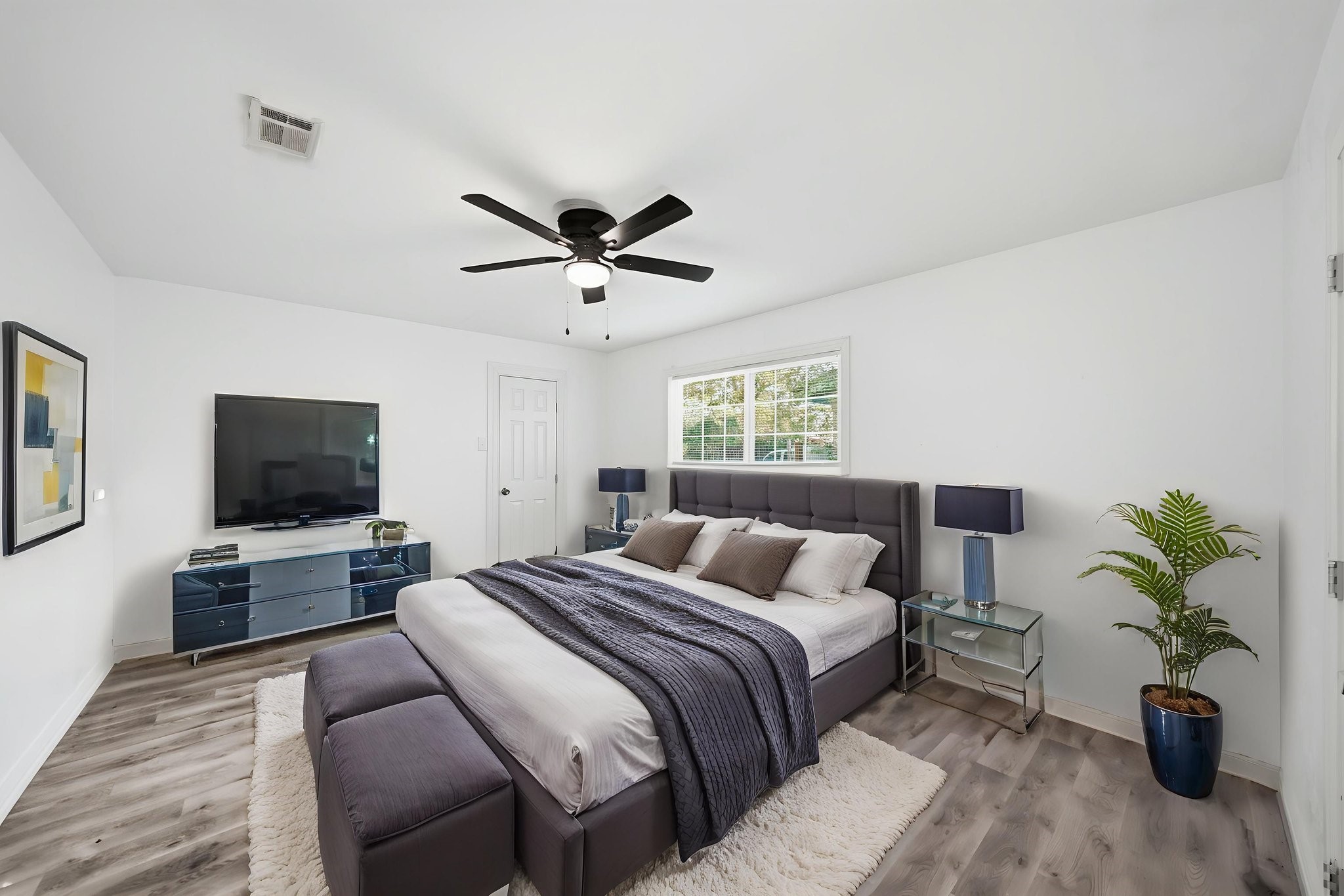 10124 Shayna Drive