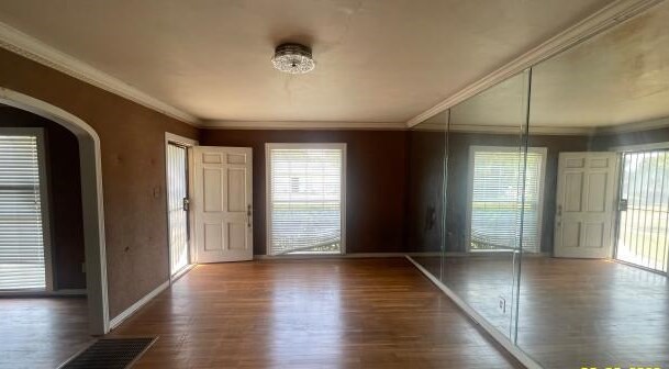 2332 Glencrest Drive