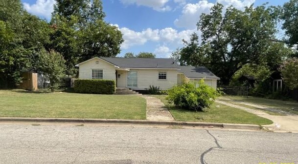 2332 Glencrest Drive
