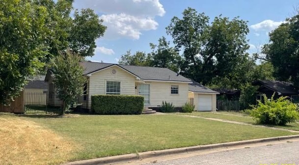2332 Glencrest Drive