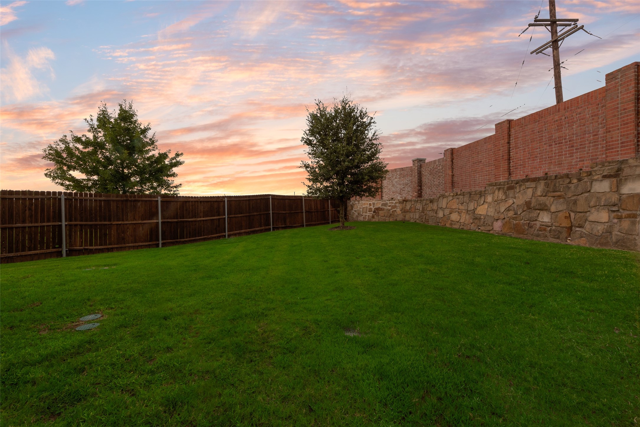 2418 Hillview Drive