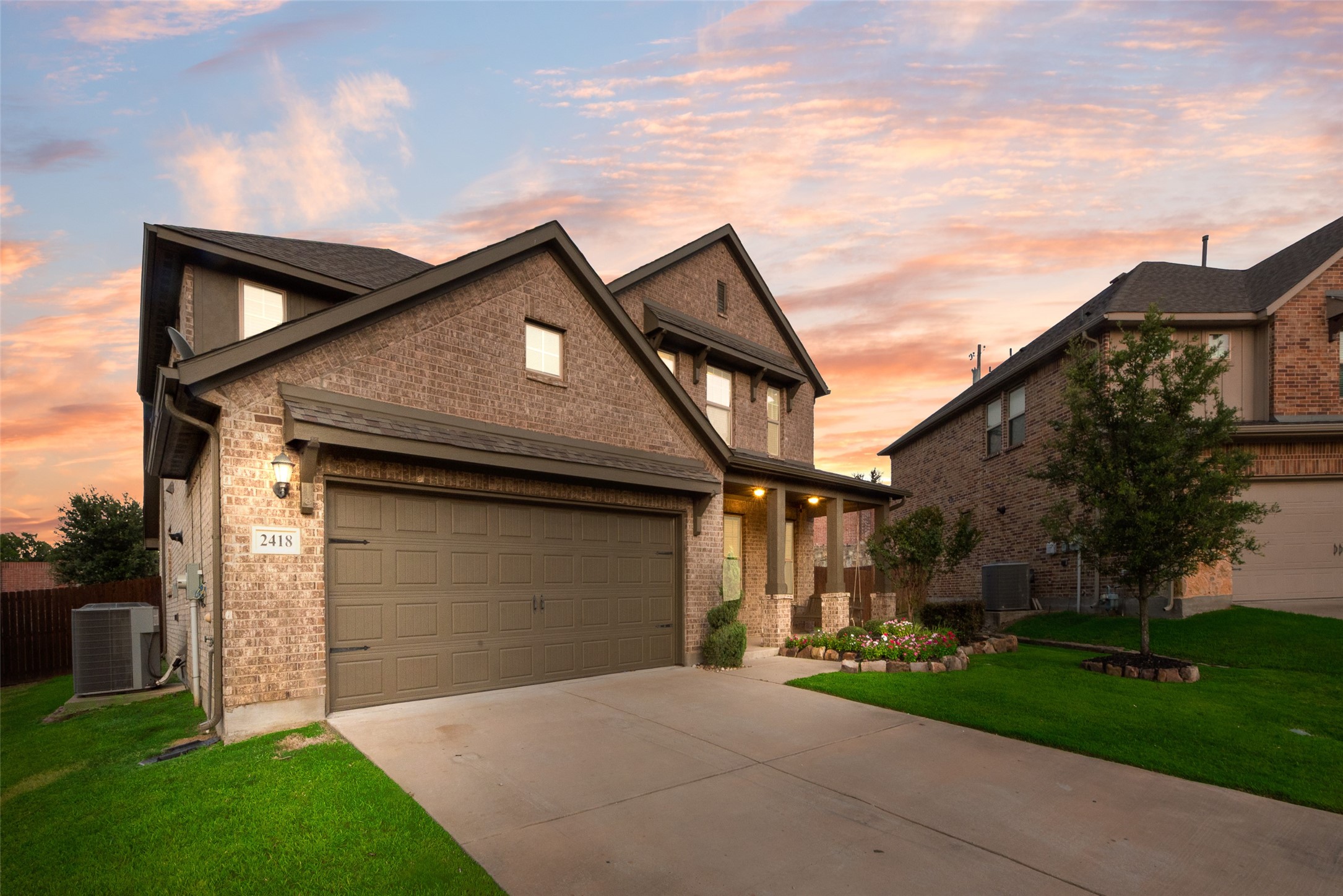 2418 Hillview Drive