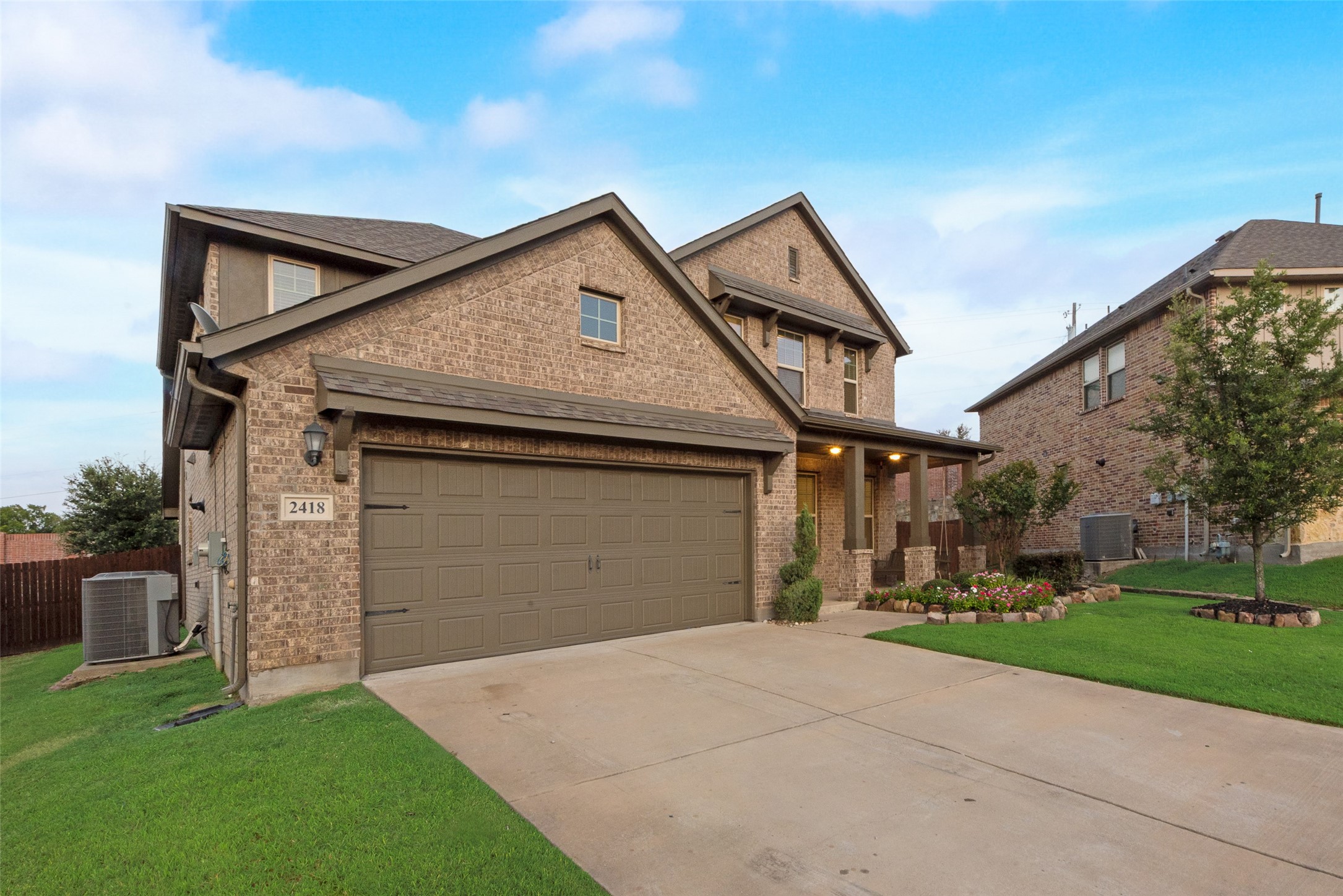 2418 Hillview Drive