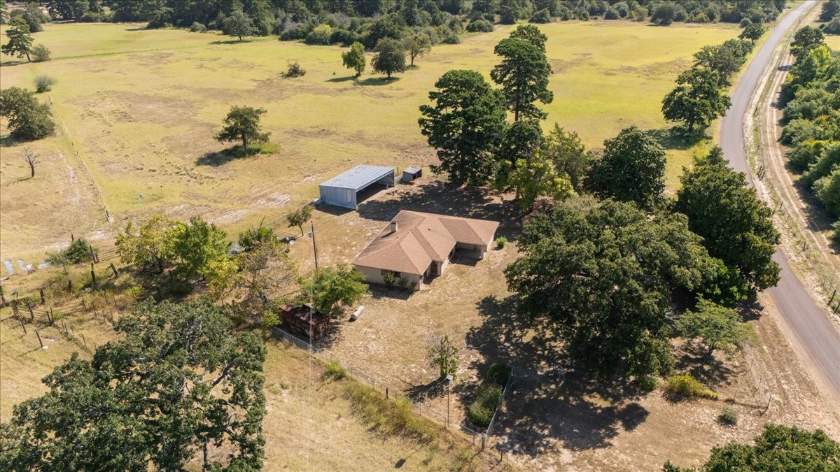 1000 County Road 1208