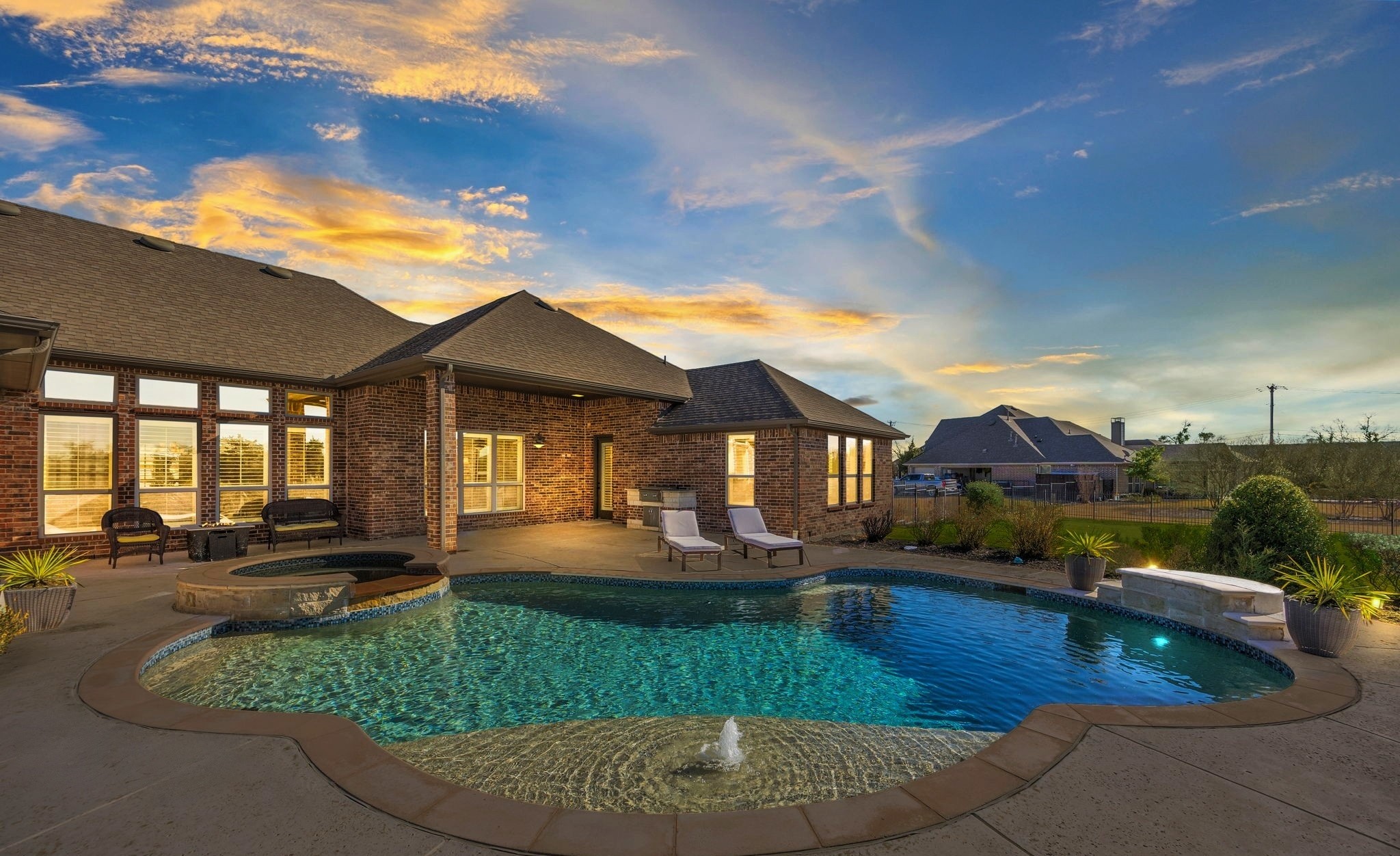 800 Yasmin Court