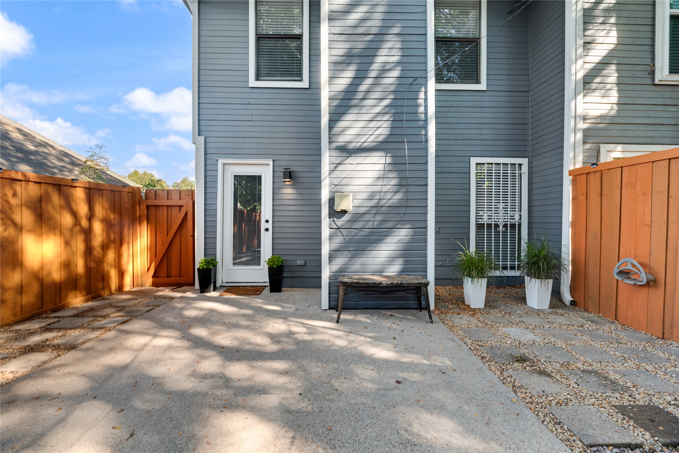 730 W Canty Street