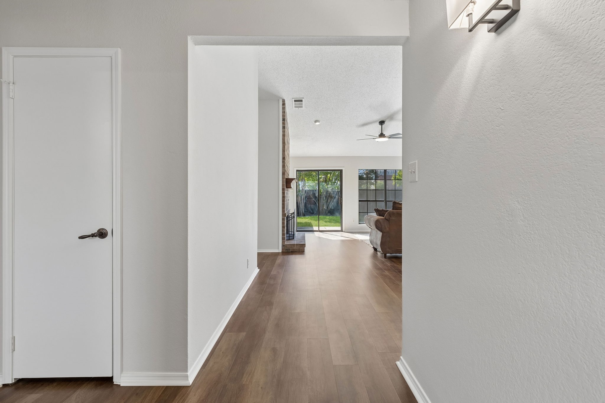 1805 Creekside Court