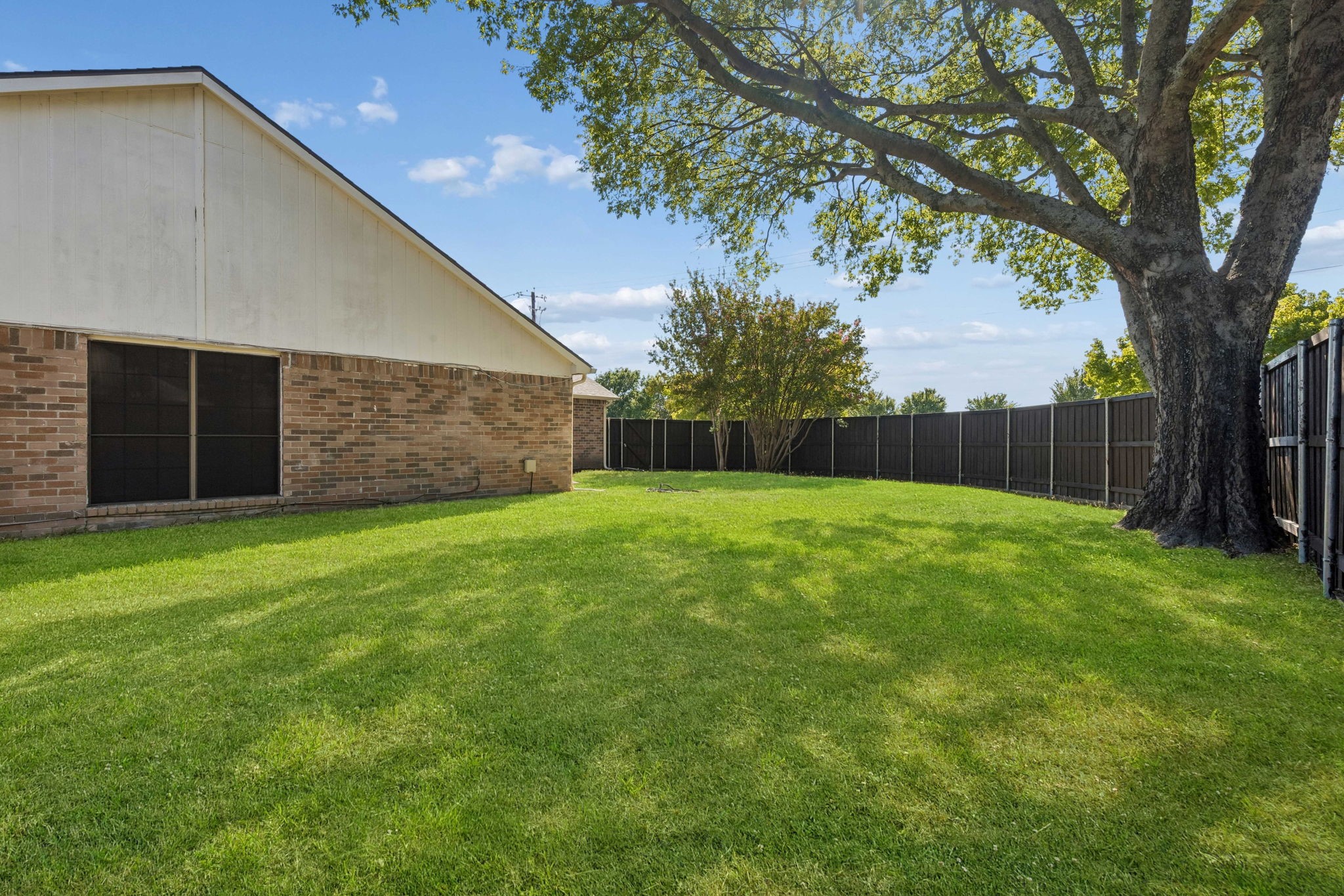 1805 Creekside Court