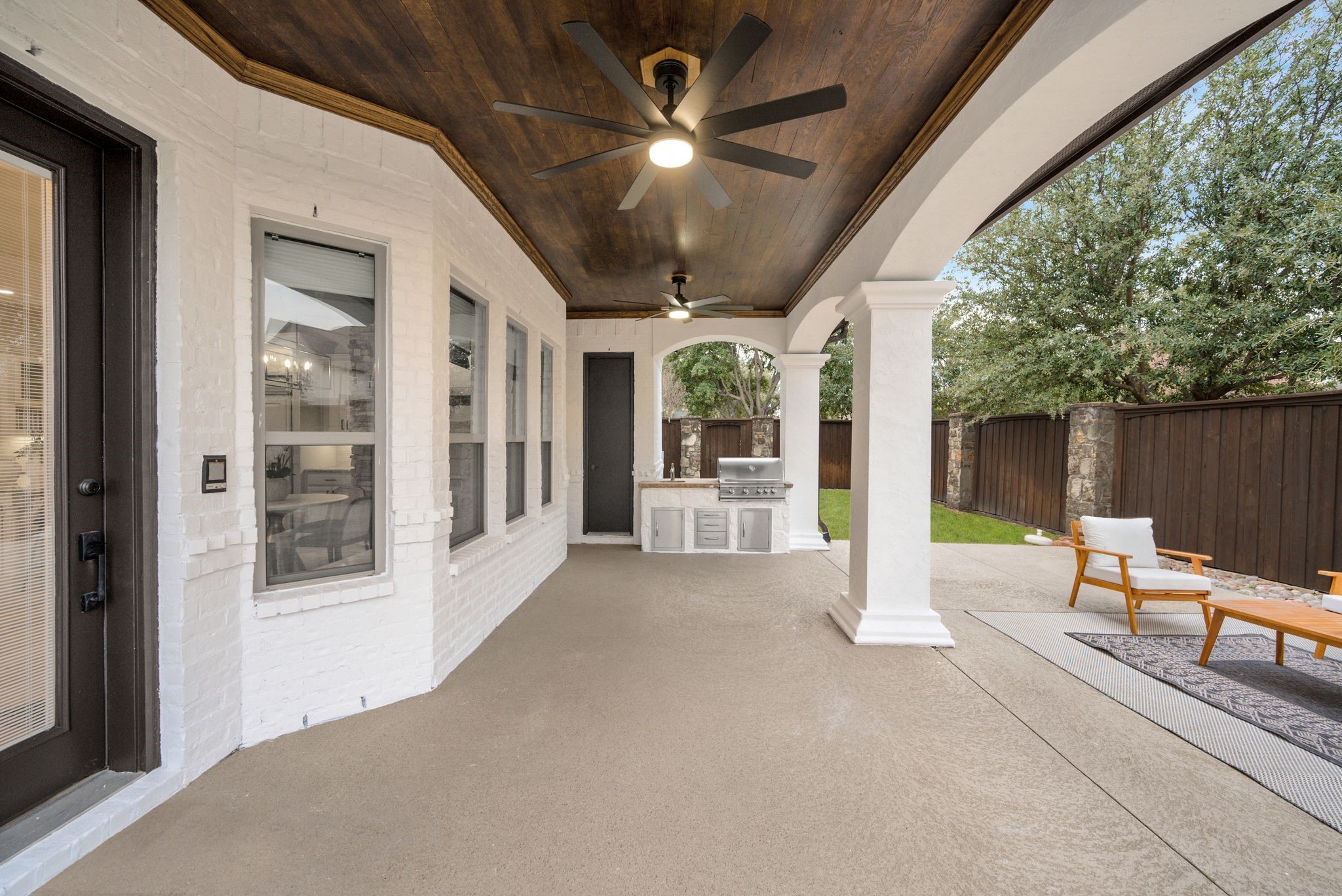4012 Glenhurst Lane