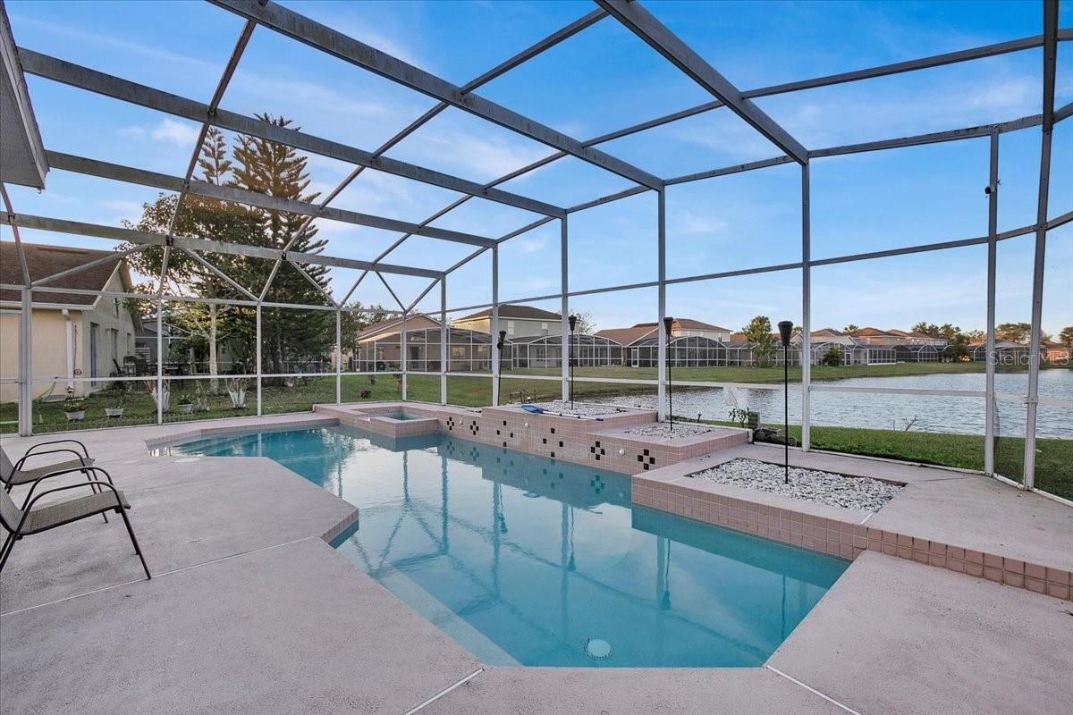3279 FAIRFIELD DR