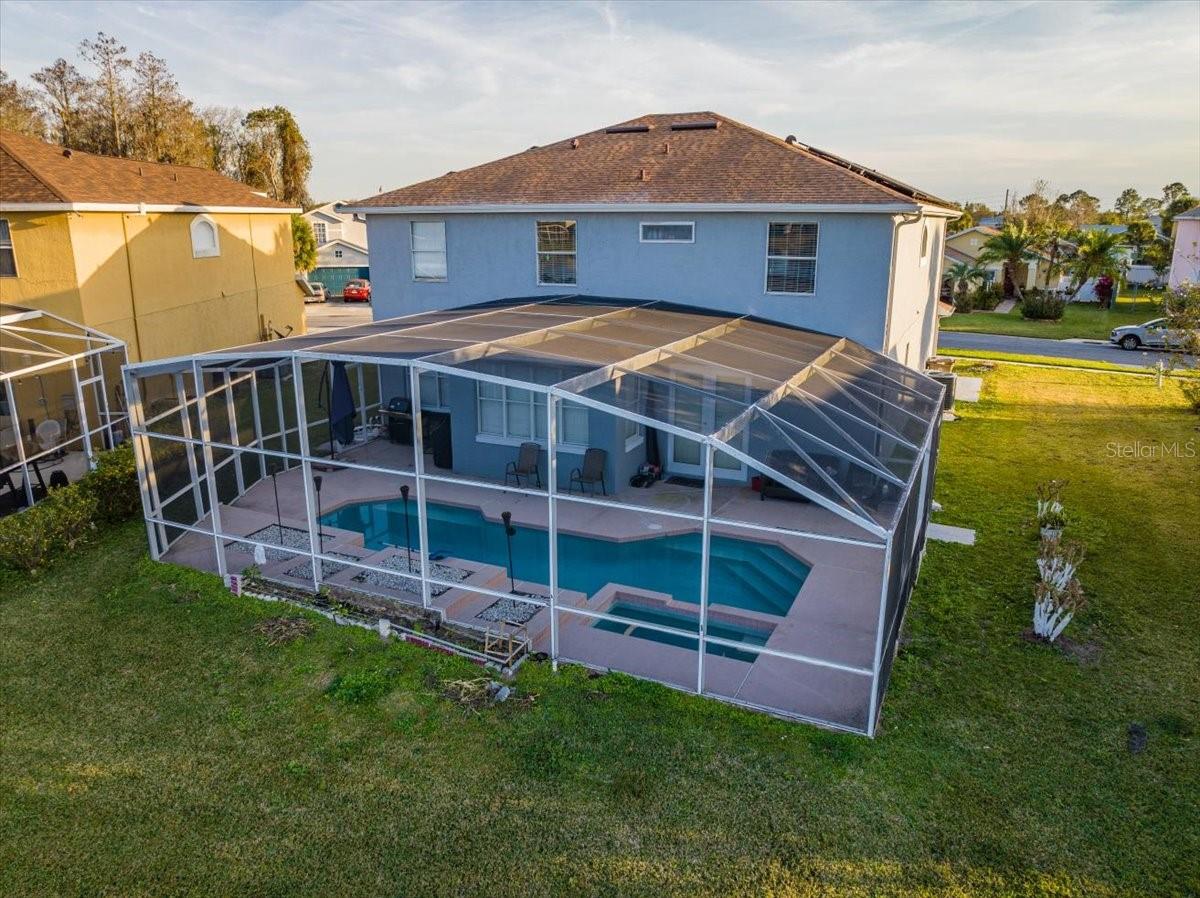 3279 FAIRFIELD DR