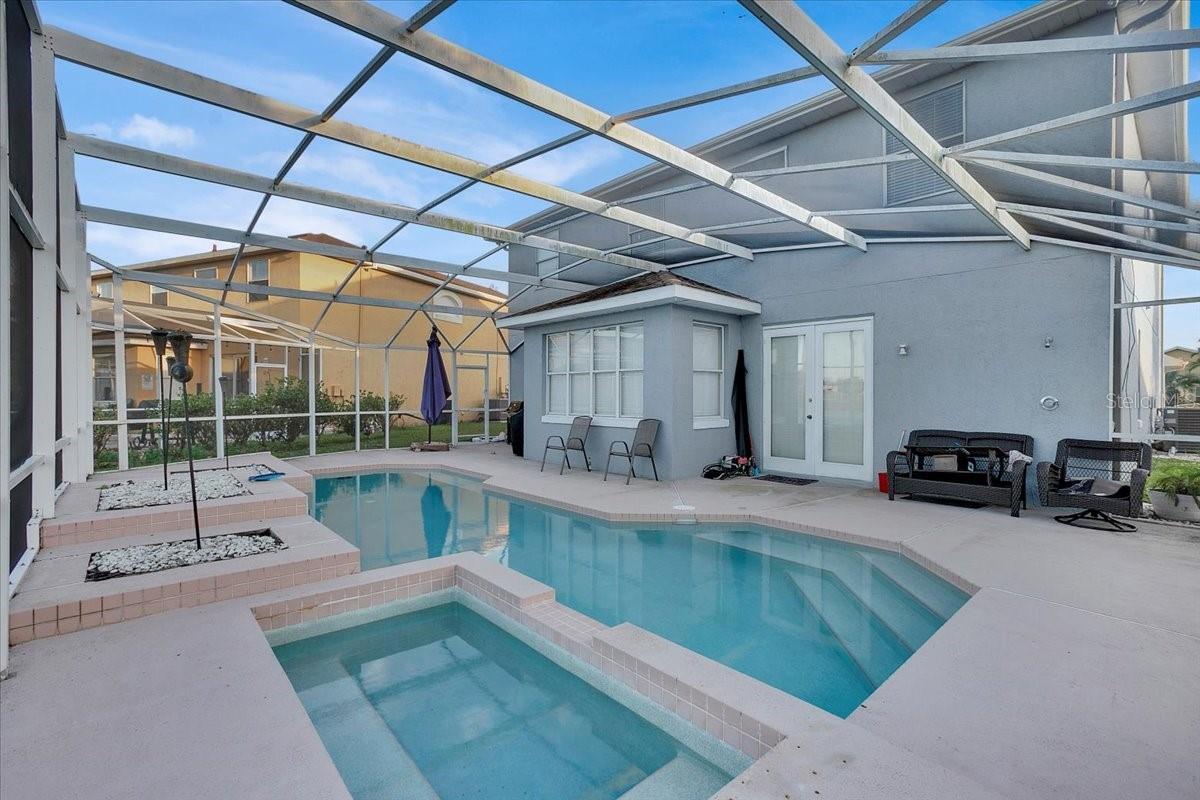 3279 FAIRFIELD DR