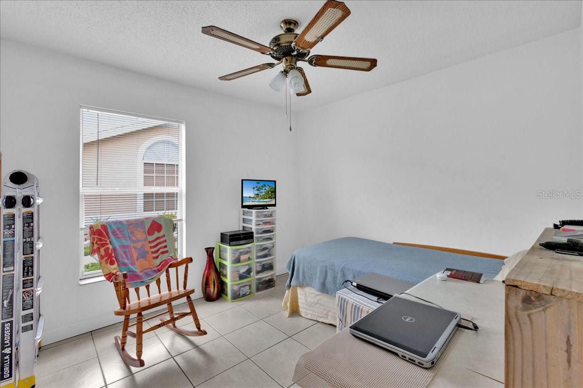 2448 HARBOR TOWN DR